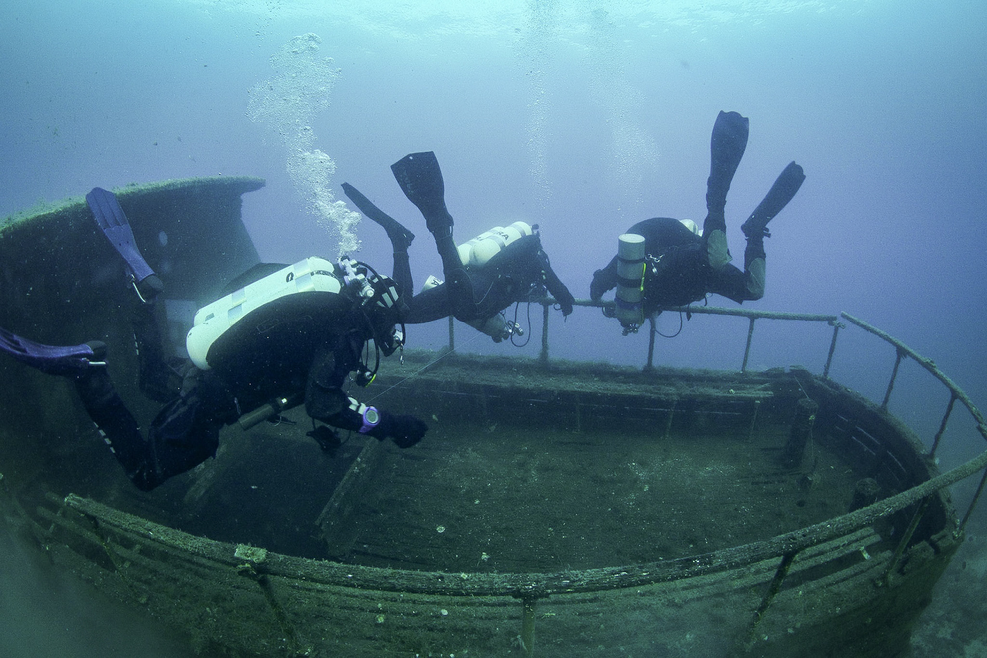 NAUI wreck penetration diver