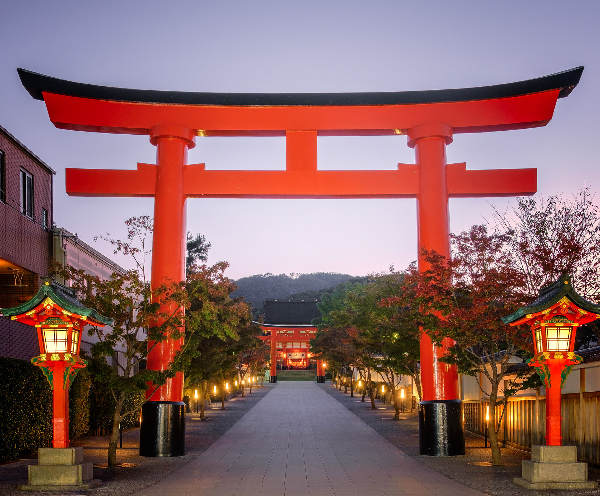 The 4 km trail up the mountain at the Fushimi Inari-taisha goes through literally thousands of Tori gates.