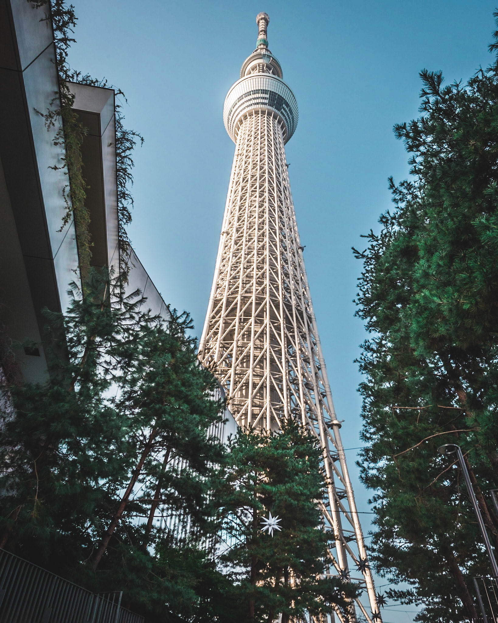 The architecture of some buildings is really cool.  Tokyo Sky Tree 634 meters tall is the world's tallest towerl. The lightning of the Tokyo Metropolitan Government Building is quite impressive at night. This Cocoon Tower just looks cool. The Asakusa temple  is one of Tokyo's most colorful and popular temples.