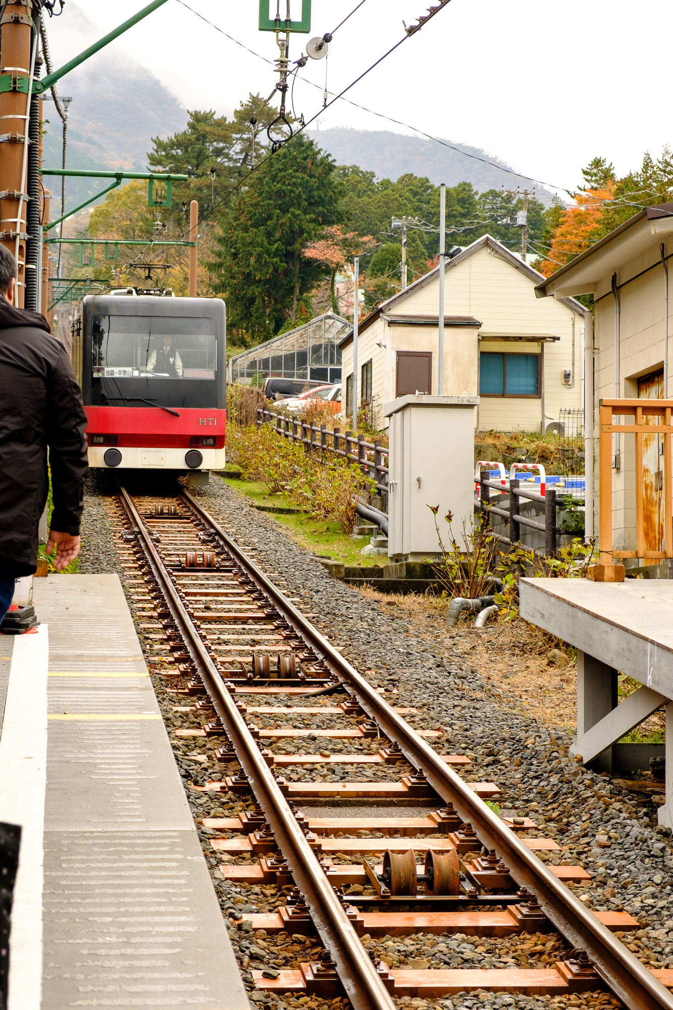 Hakone Tozan Cable Car funicular climbing to Sounzan station