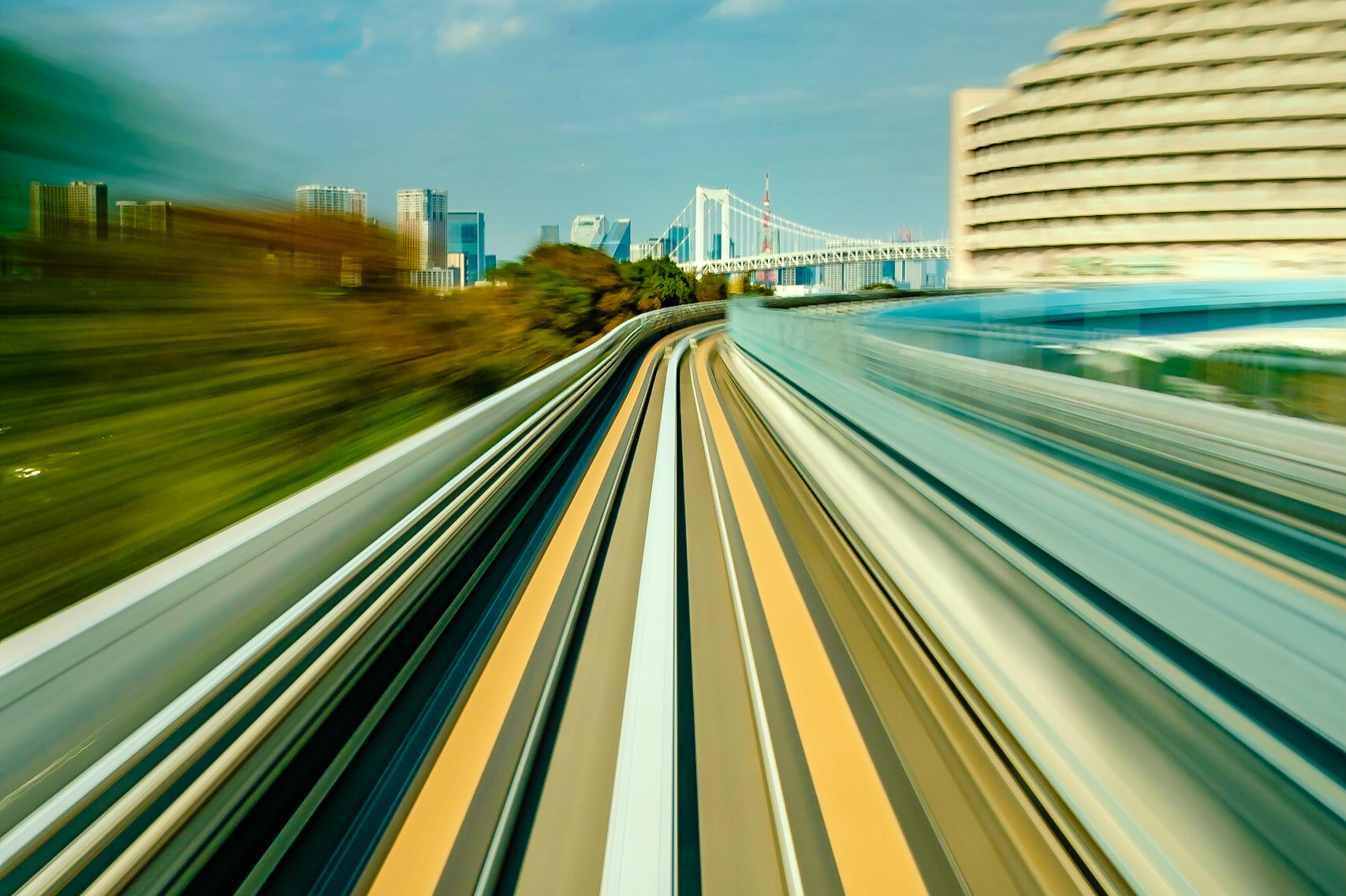 Sitting in front of the driverless train on the Yurikamome line is a cool experience.