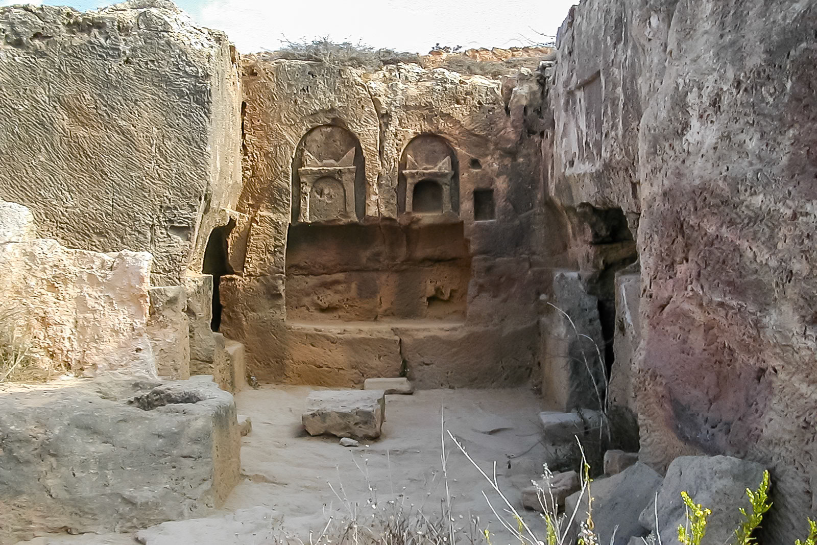 File Name            :DSCN0567.JPGFile Size            :627.3KB(642351Bytes)Date Taken           :0000/00/00 00:00:00Image Size           :1600 x 1200Resolution           :300 x 300 dpiNumber of Bits       :8bit/channelProtection Attribute :OffHide Attribute       :OffCamera ID            :N/ACamera               :E775Quality Mode         :FINEMetering Mode        :MatrixExposure Mode        :Programmed AutoSpeed Light          :NoFocal Length         :5.8 mmShutter Speed        :1/111secondAperture             :F7.9Exposure Compensation:0 EVWhite Balance        :AutoLens                 :Built-inFlash Sync Mode      :N/AExposure Difference  :N/AFlexible Program     :N/ASensitivity          :AutoSharpening           :AutoImage Type           :ColorColor Mode           :N/AHue Adjustment       :N/ASaturation Control   :N/ATone Compensation    :NormalLatitude(GPS)        :N/ALongitude(GPS)       :N/AAltitude(GPS)        :N/A