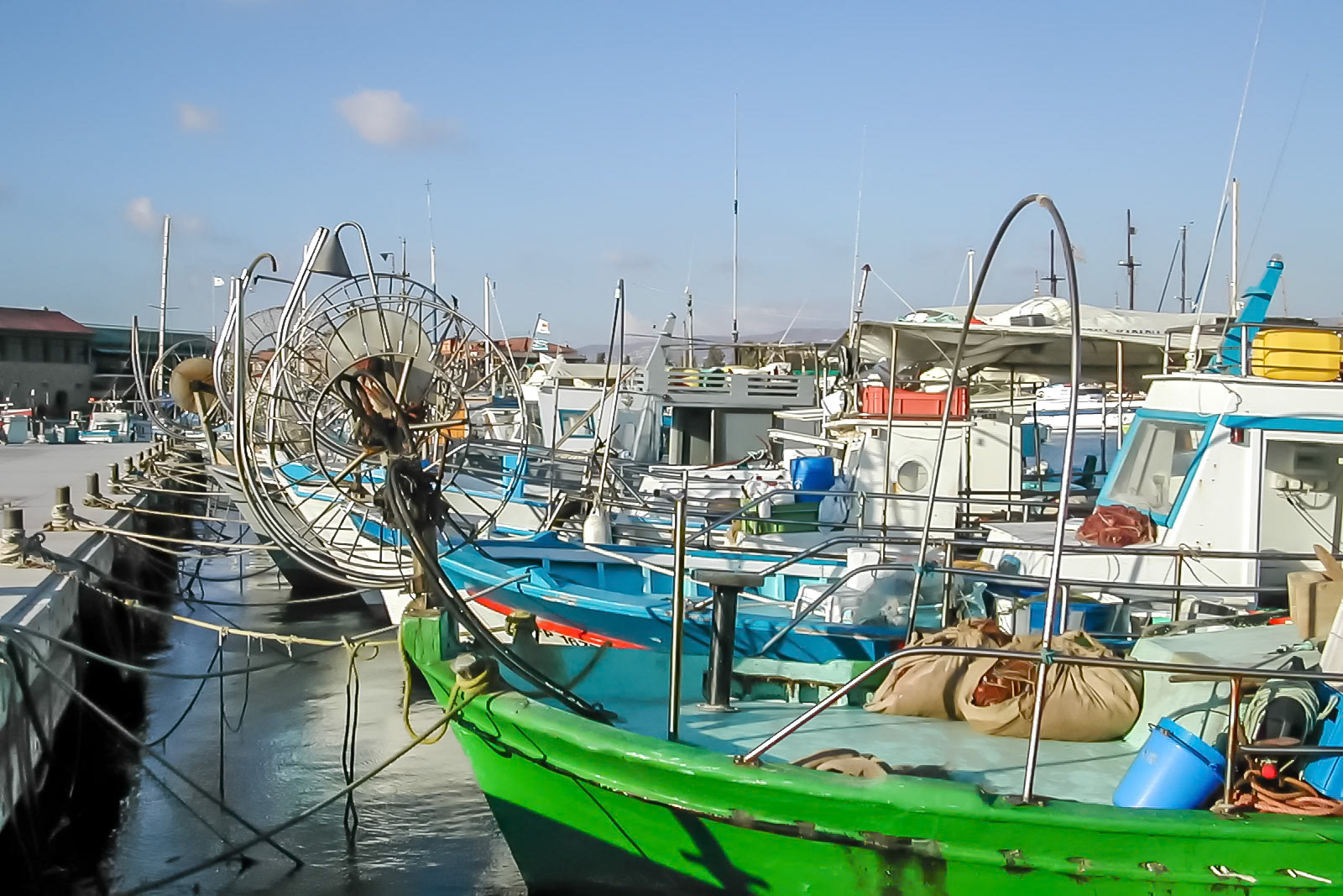 File Name            :DSCN0536.JPGFile Size            :705.4KB(722353Bytes)Date Taken           :0000/00/00 00:00:00Image Size           :1600 x 1200Resolution           :300 x 300 dpiNumber of Bits       :8bit/channelProtection Attribute :OffHide Attribute       :OffCamera ID            :N/ACamera               :E775Quality Mode         :FINEMetering Mode        :MatrixExposure Mode        :Programmed AutoSpeed Light          :NoFocal Length         :5.8 mmShutter Speed        :1/329.7secondAperture             :F7.9Exposure Compensation:0 EVWhite Balance        :AutoLens                 :Built-inFlash Sync Mode      :Red Eye ReductionExposure Difference  :N/AFlexible Program     :N/ASensitivity          :AutoSharpening           :AutoImage Type           :ColorColor Mode           :N/AHue Adjustment       :N/ASaturation Control   :N/ATone Compensation    :NormalLatitude(GPS)        :N/ALongitude(GPS)       :N/AAltitude(GPS)        :N/A