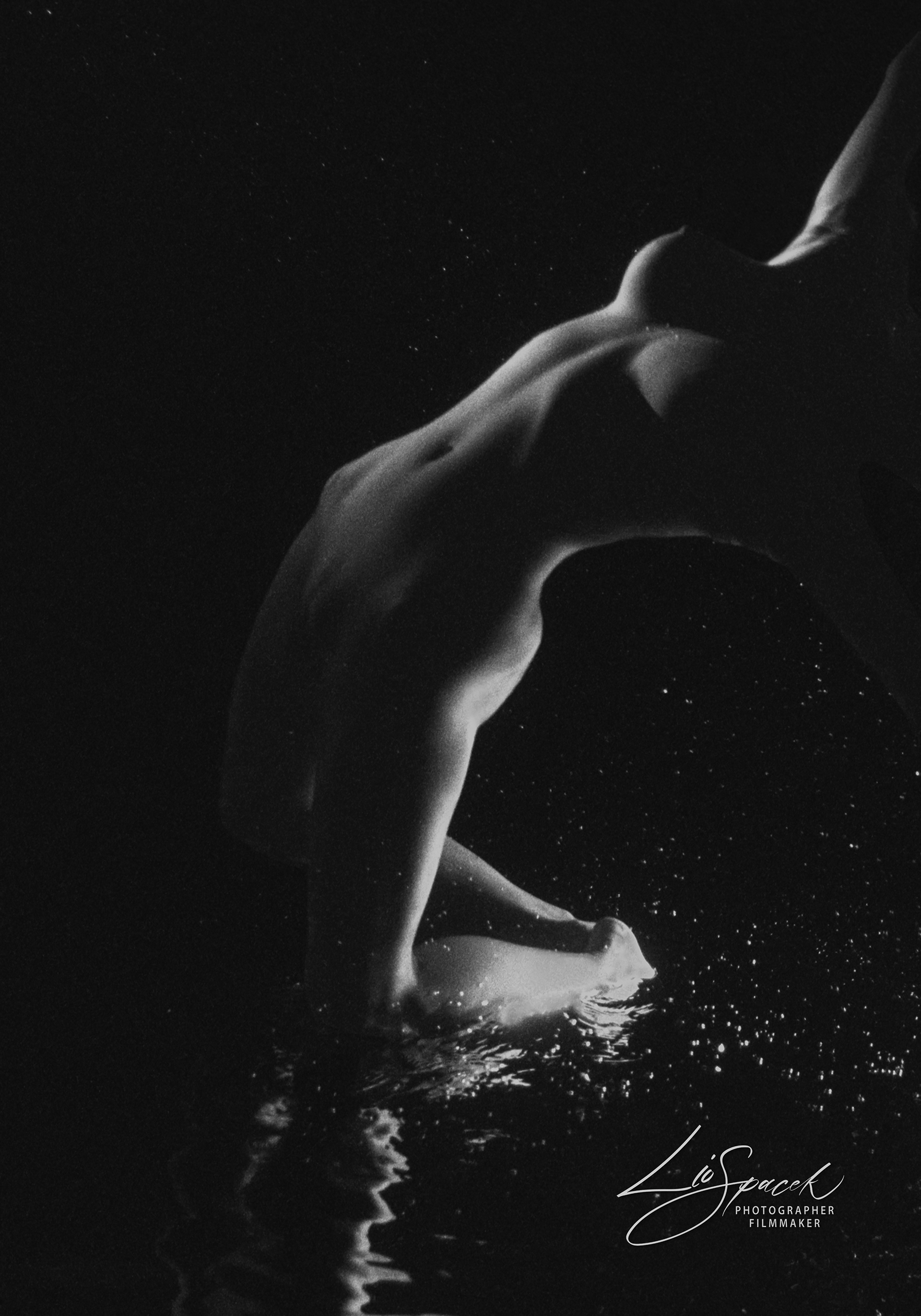 Kissed - size 80x56cm - the photograph is signed and numbered by the author on the back, including an author's certificate (5 originals)