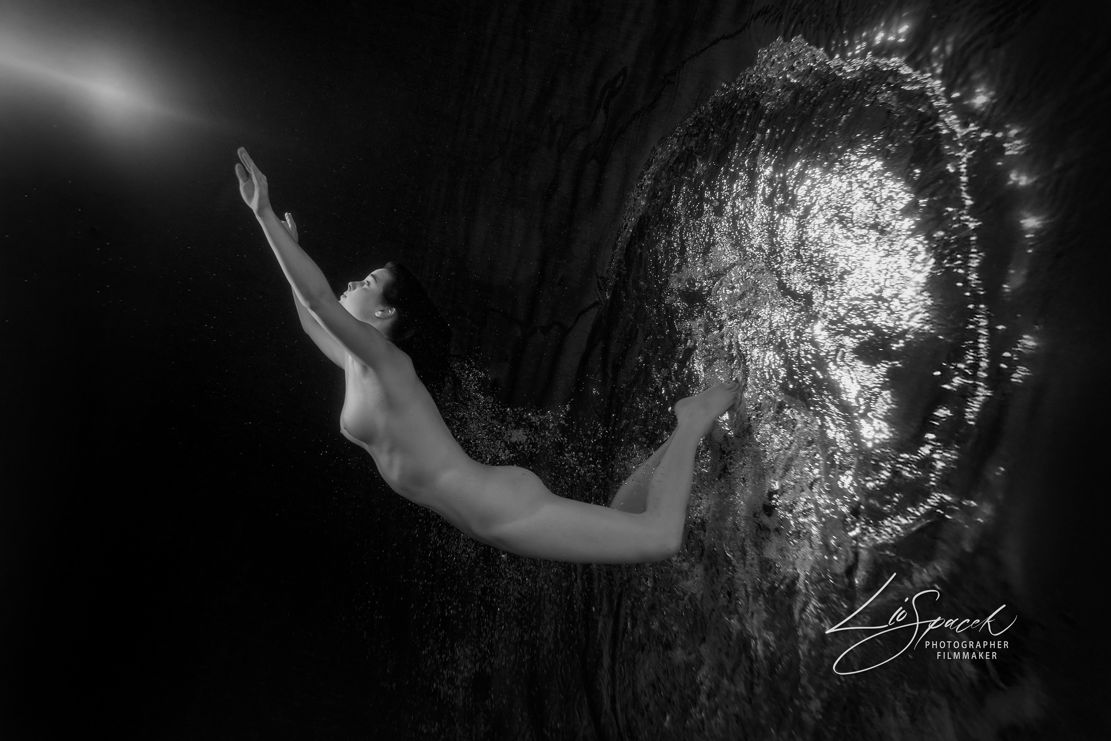 Stargate - size 100x67cm - the photograph is signed and numbered by the author on the back, including an author's certificate (5 originals)