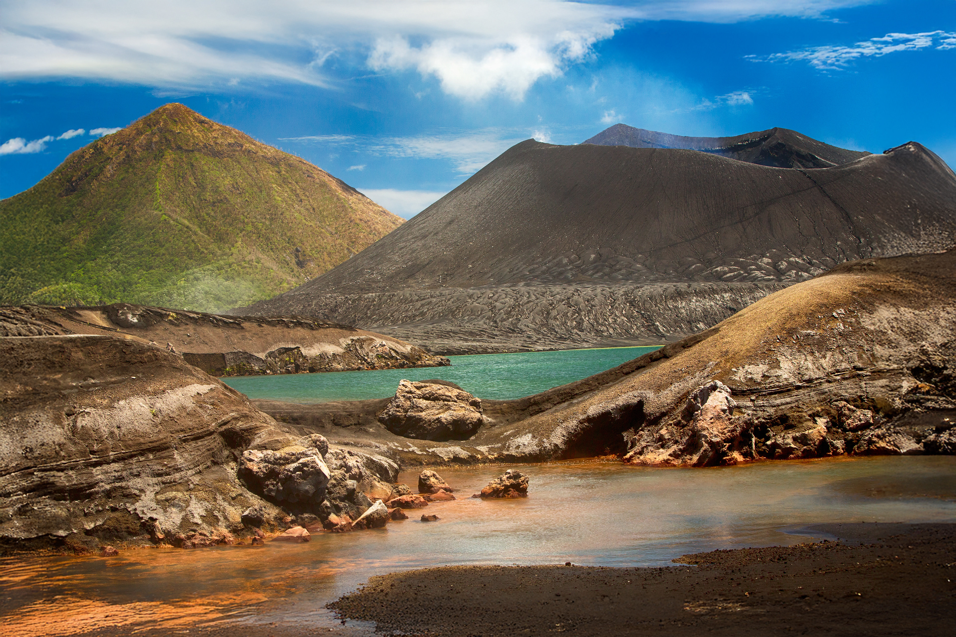 Taburur Volcano / Papua New Guinea