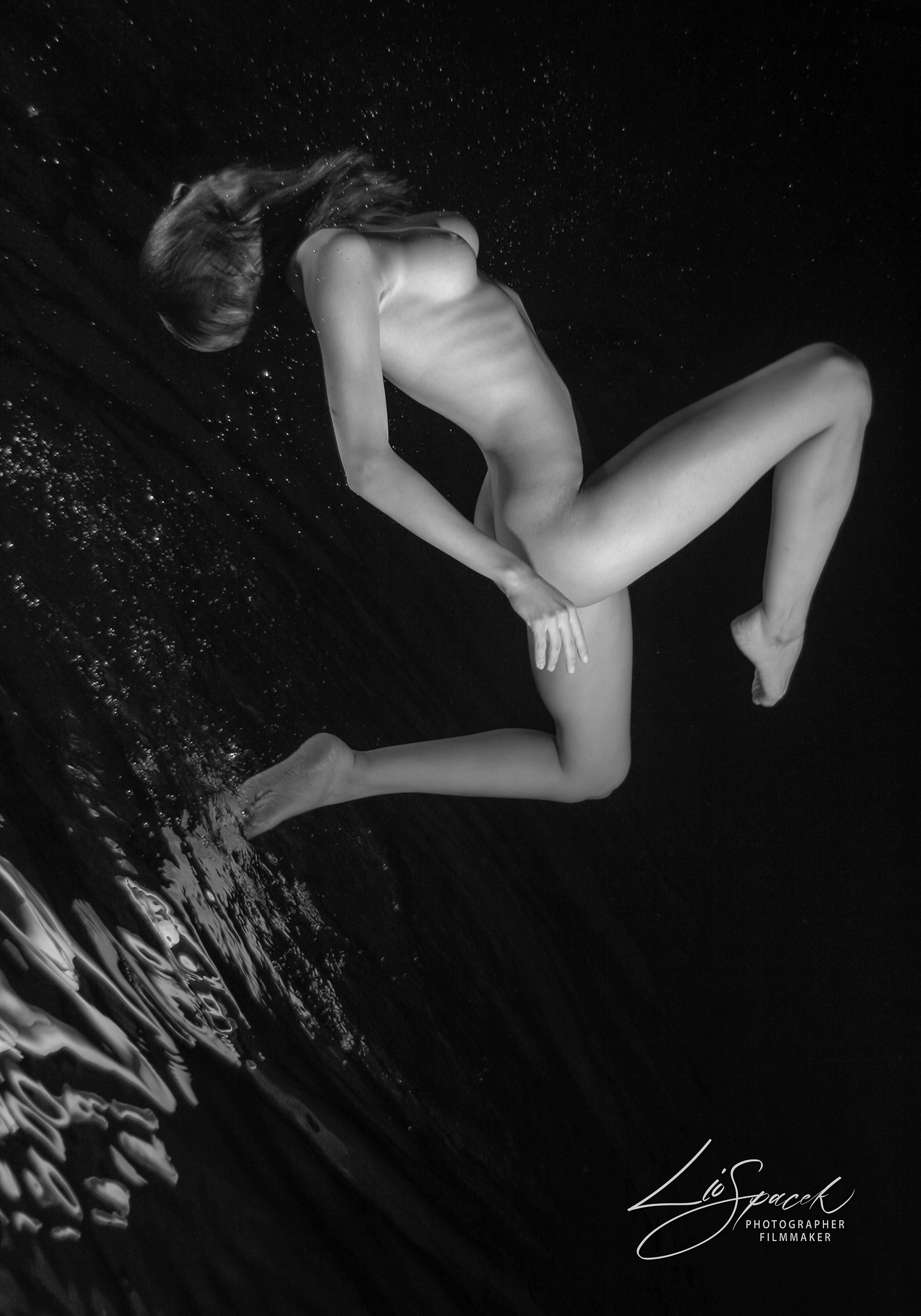 Screw - size 80x56cm - the photograph is signed and numbered by the author on the back, including an author's certificate (5 originals)