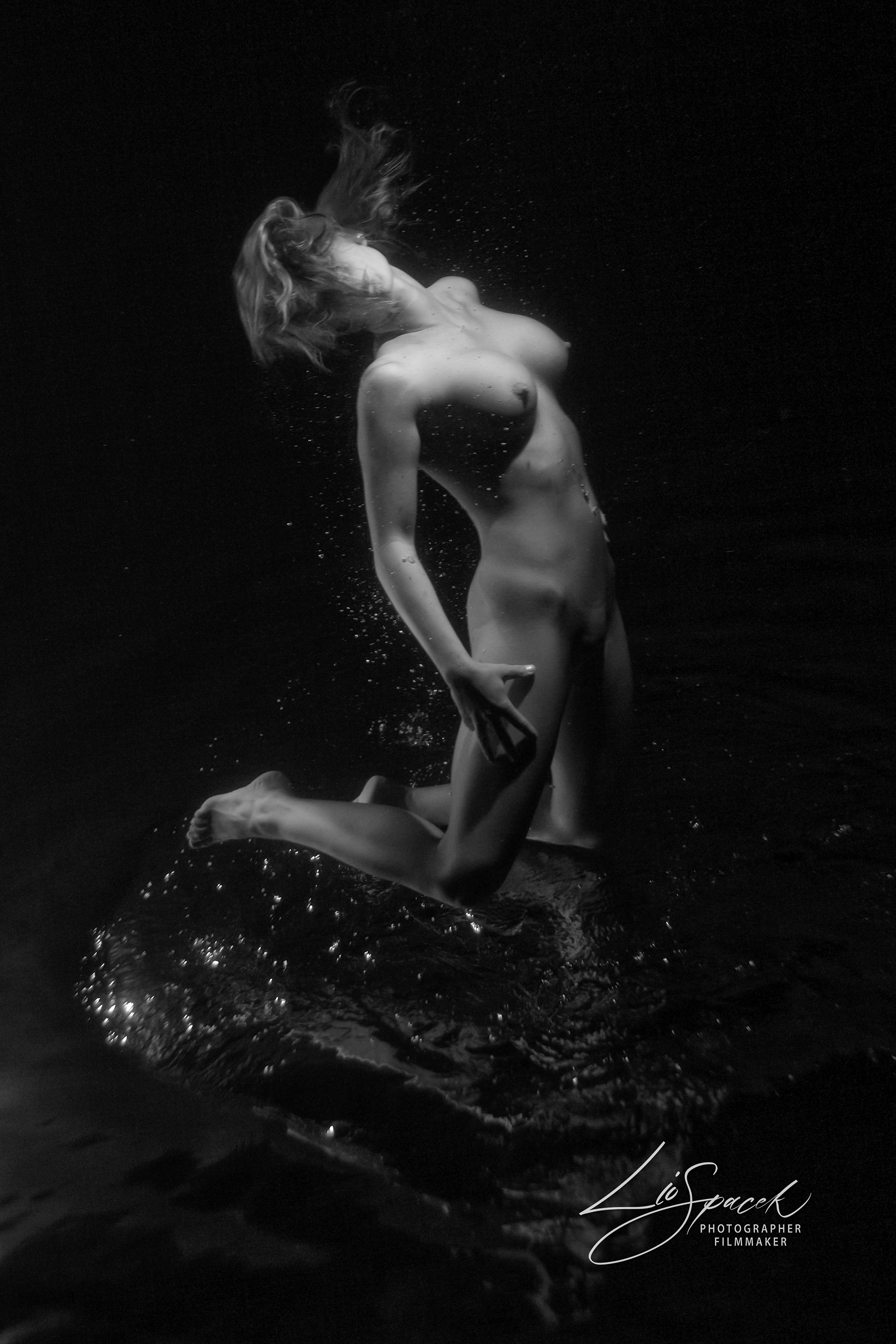 Enjoying - size 100x67cm - the photograph is signed and numbered by the author on the back, including an author's certificate (5 originals)