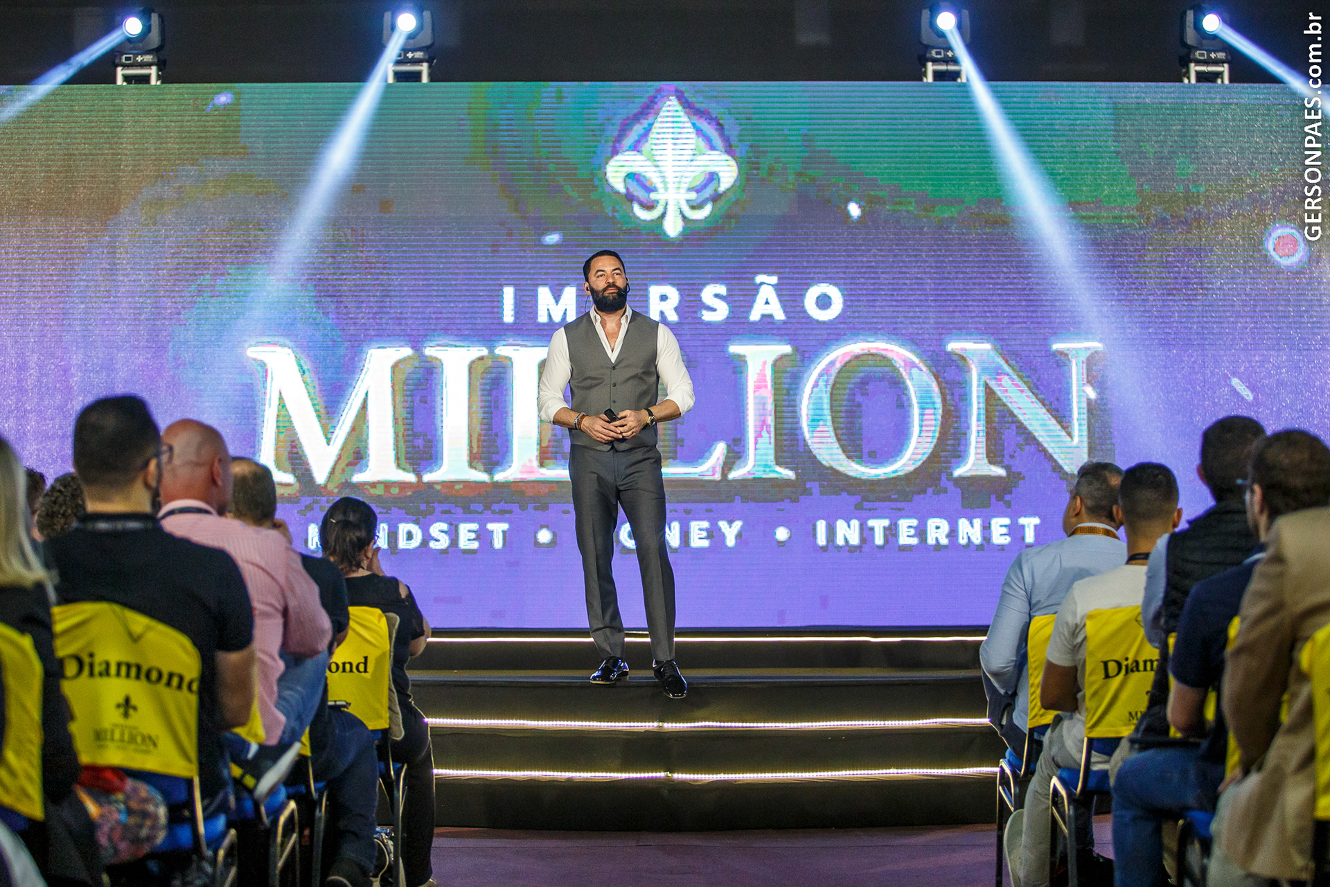 Infelizmente o painel de LED deste evento não estava legal, baixa qualidade e frequência