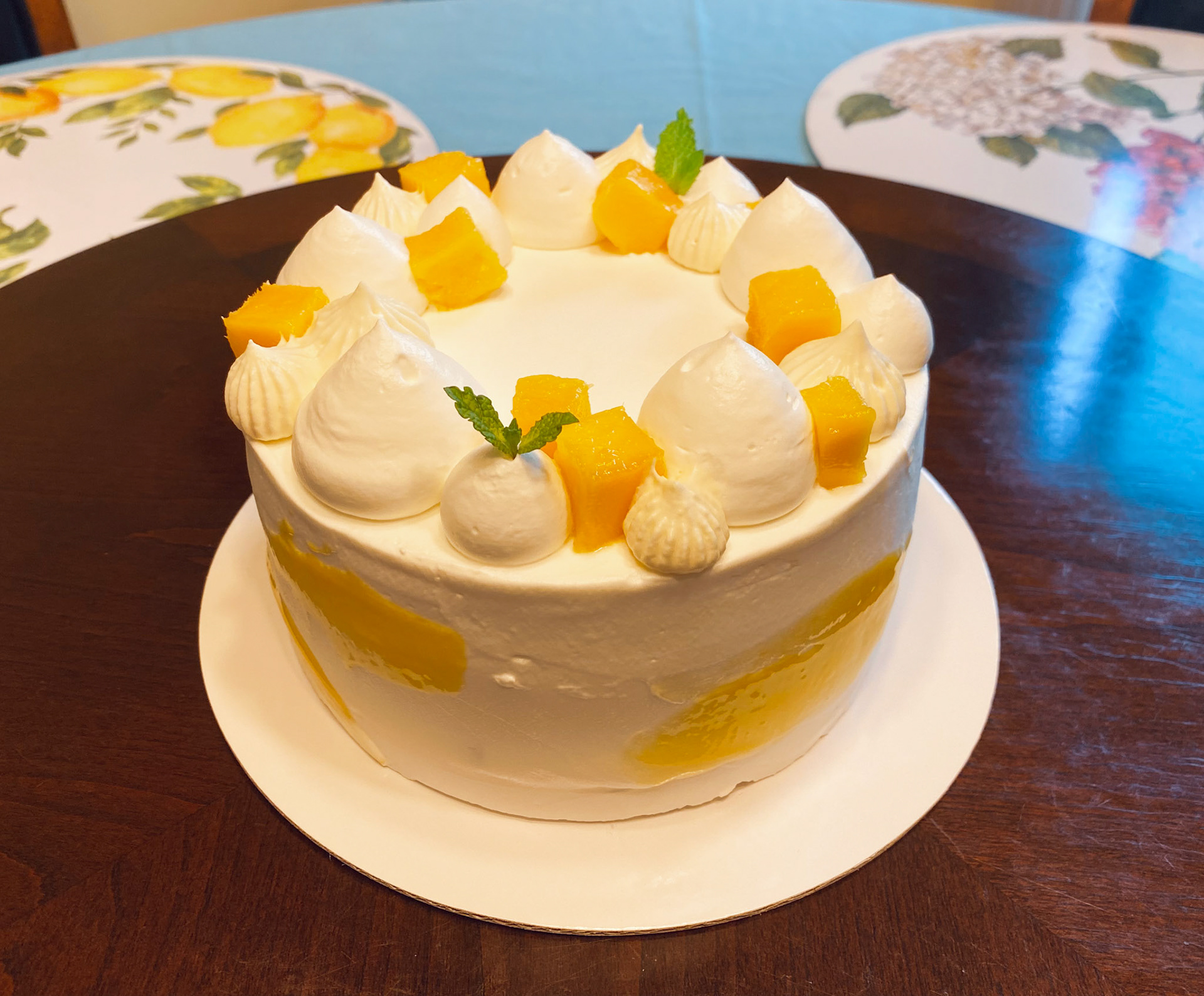 Mango Cream Cake