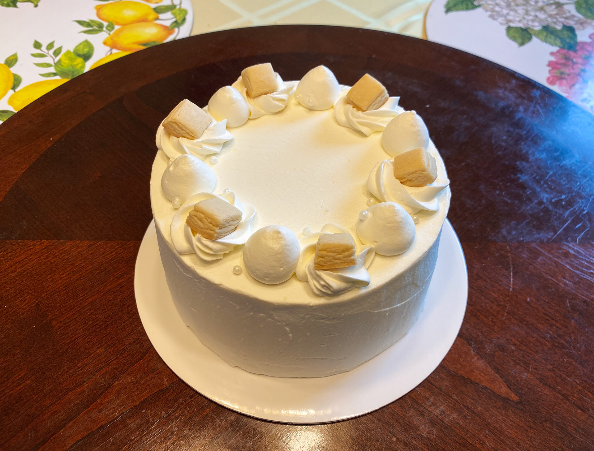 Milk Cream Vanilla Cake