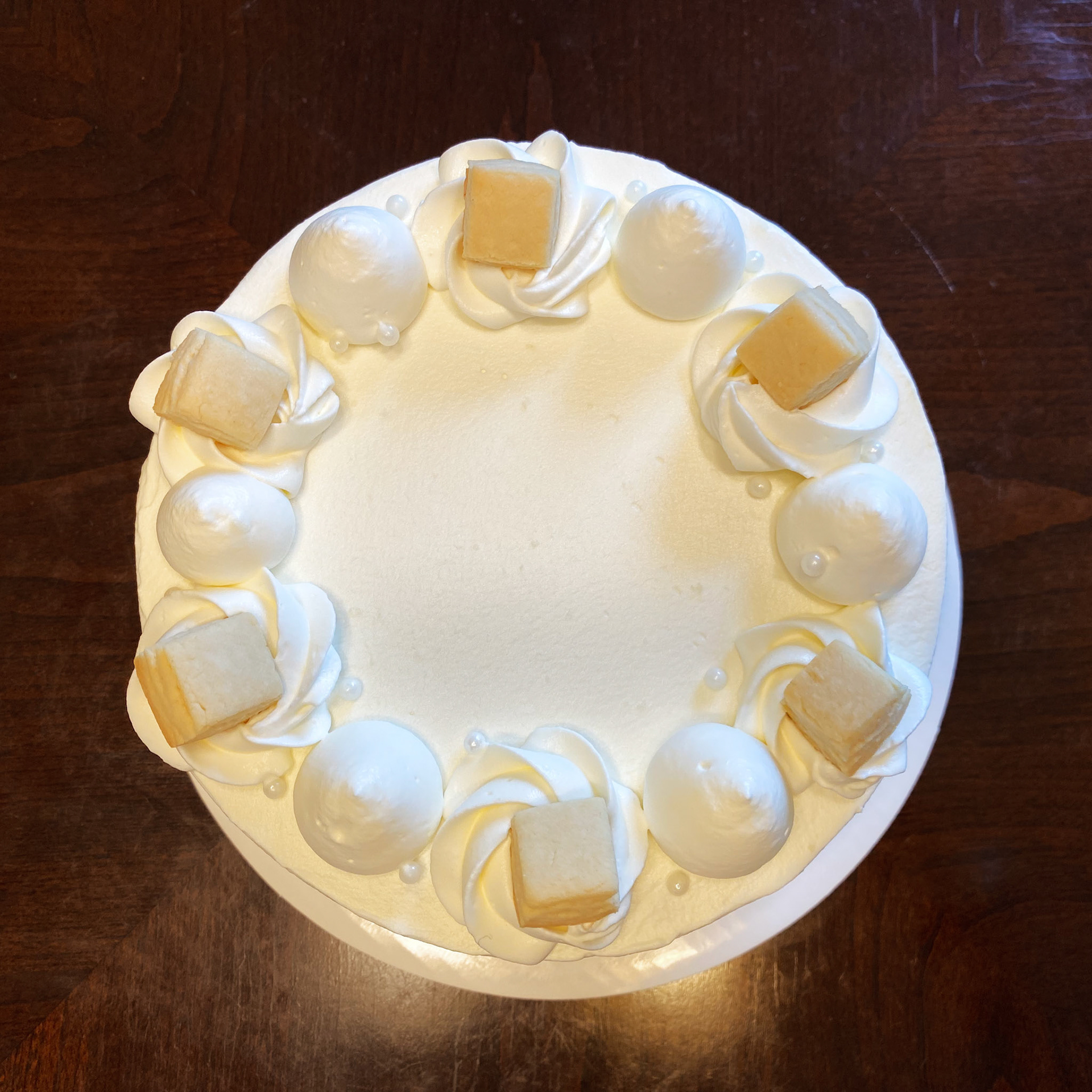Milk Cream Vanilla Cake