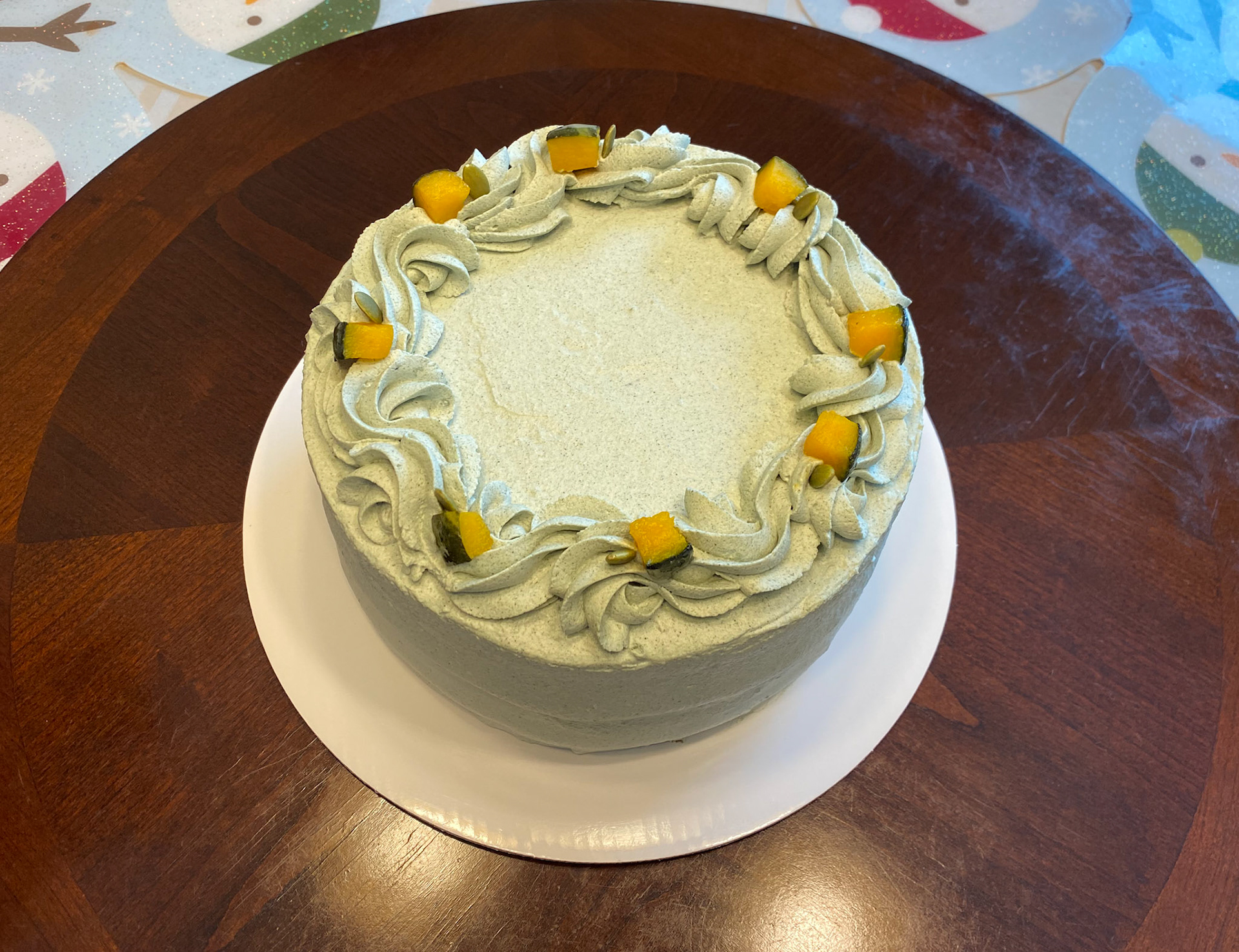 Korean Mugwort Cake with Mugwort/Kabocha Cream Filling