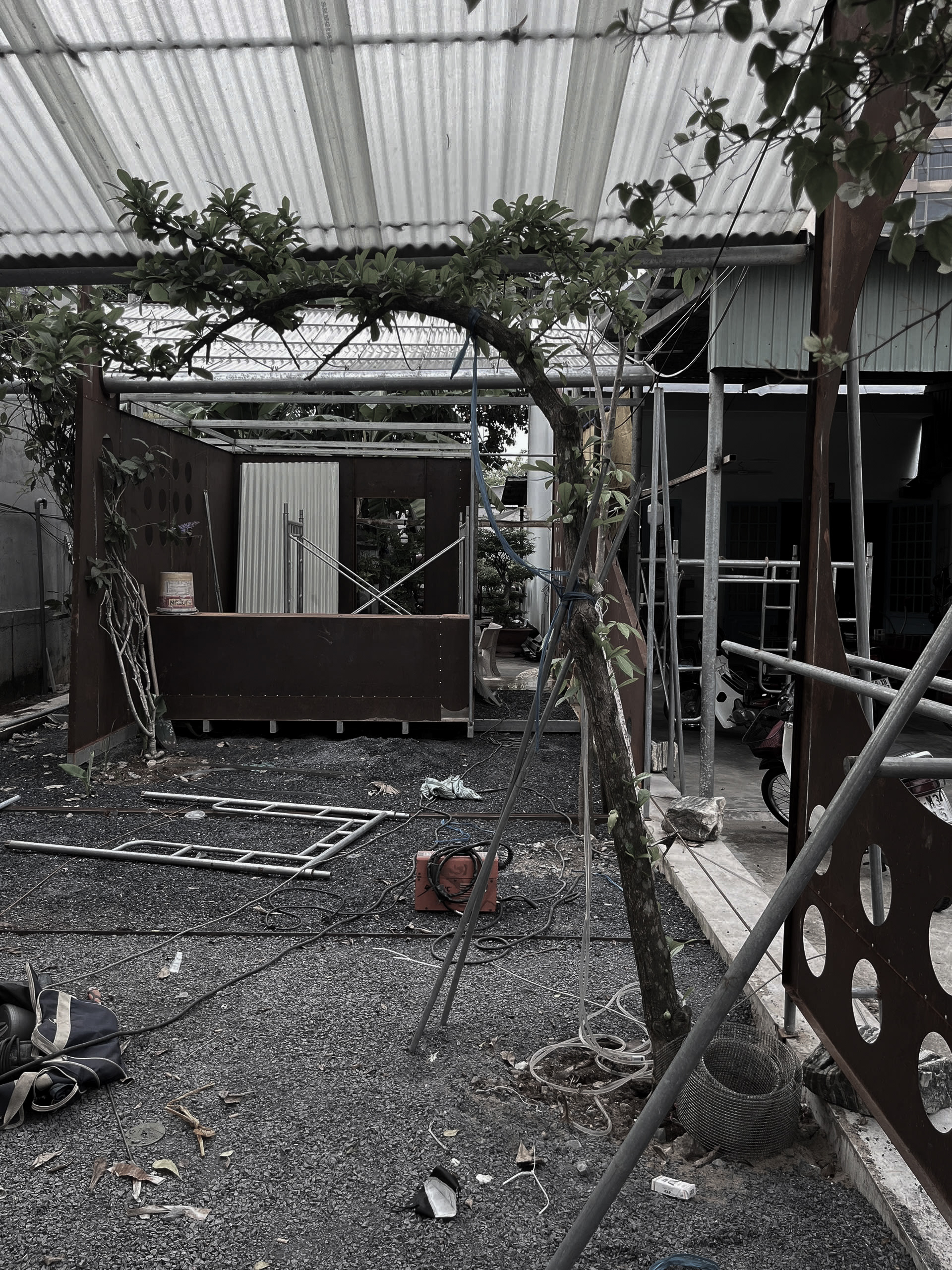 walls are made from 1 mm folded steel sheets