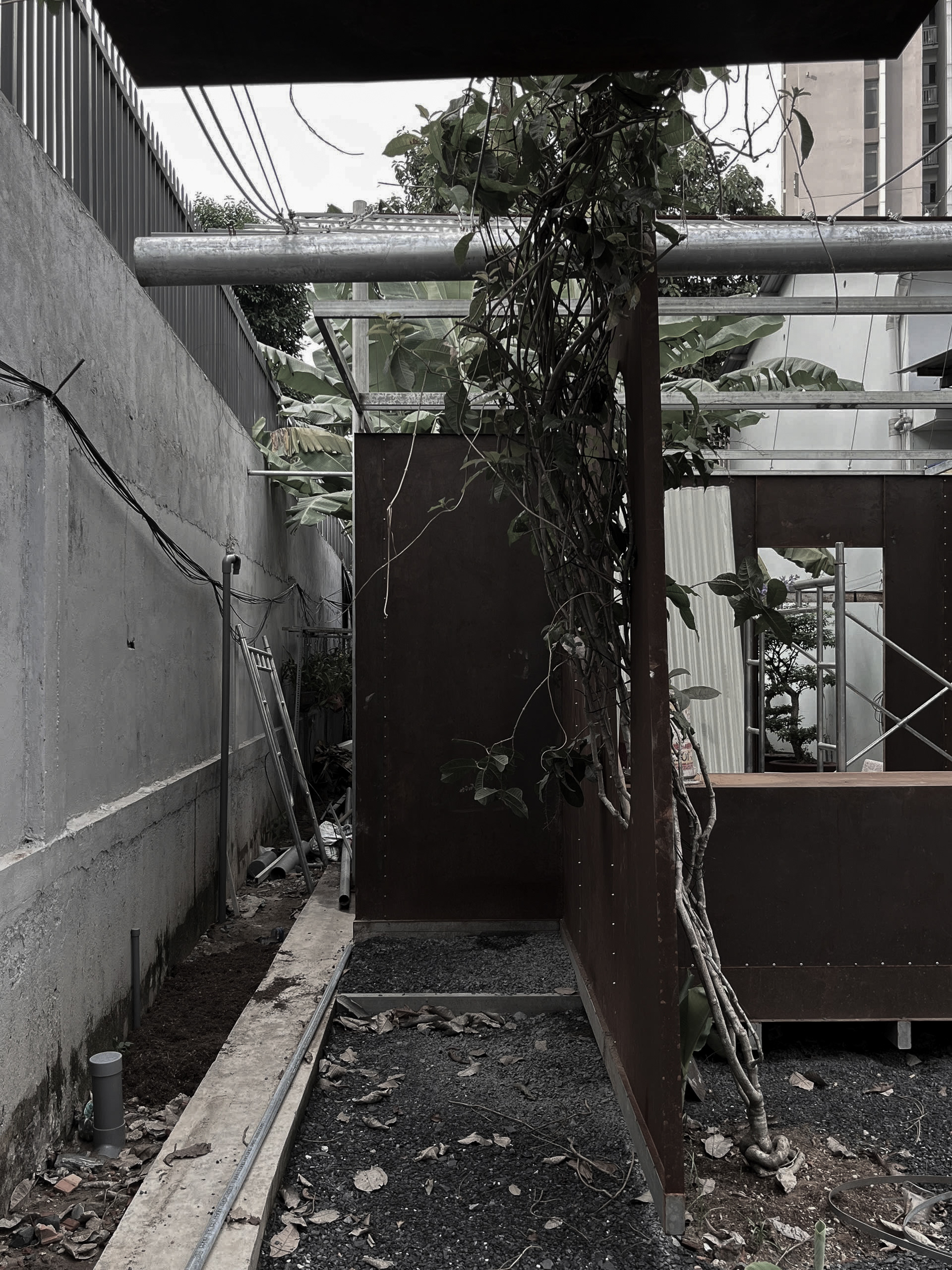 walls are made from 1 mm folded steel sheets