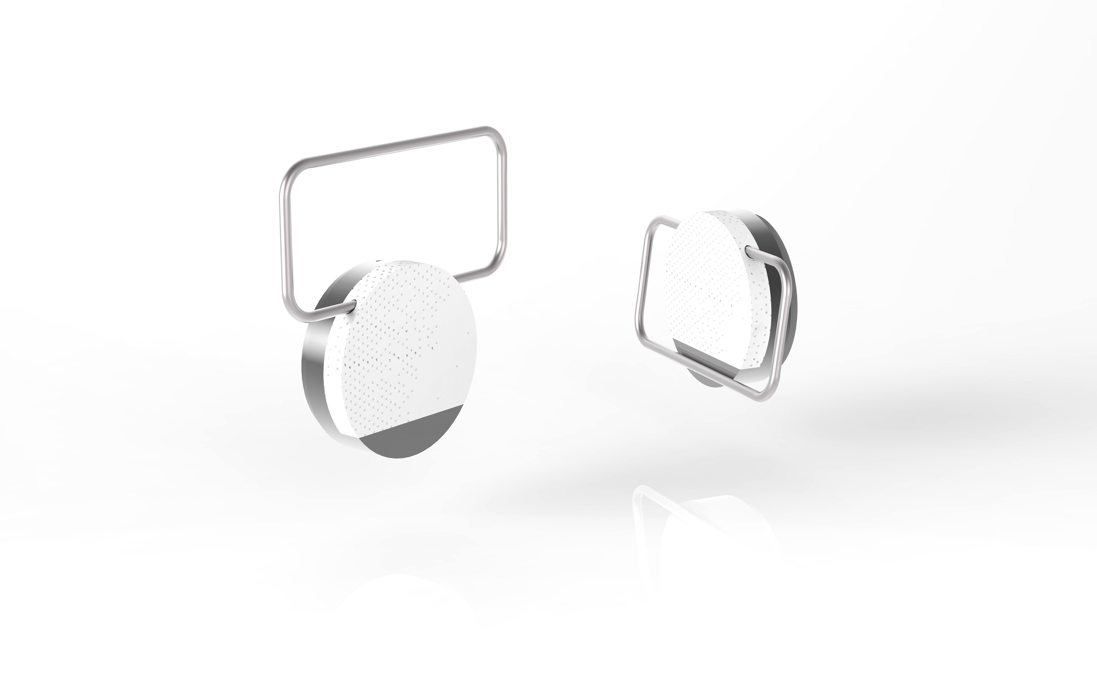 brooch with speaker