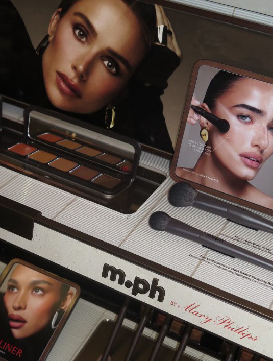 Final Sephora display