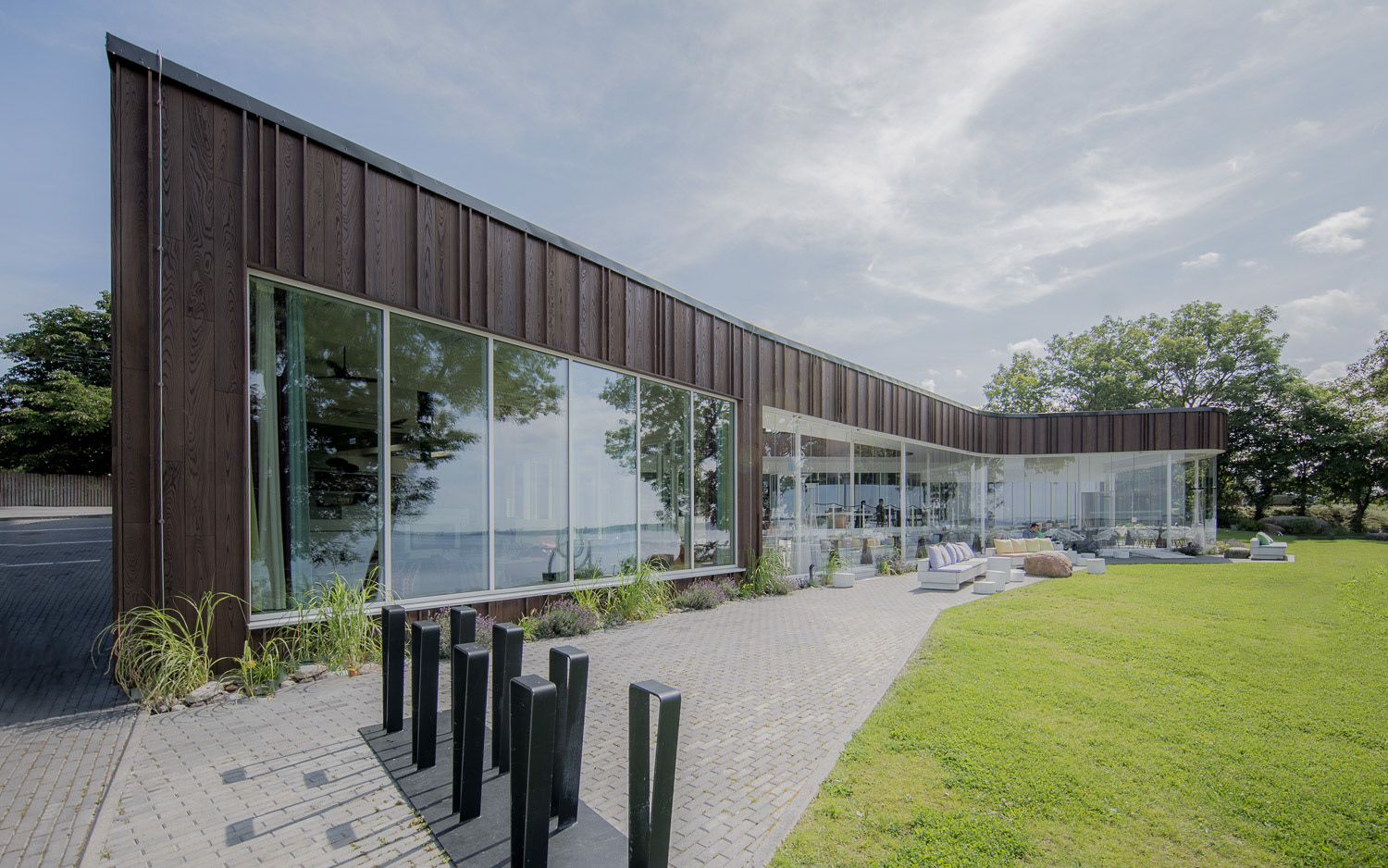 Arhitektuurifoto - Restoran NOA sisehoov, Thermory