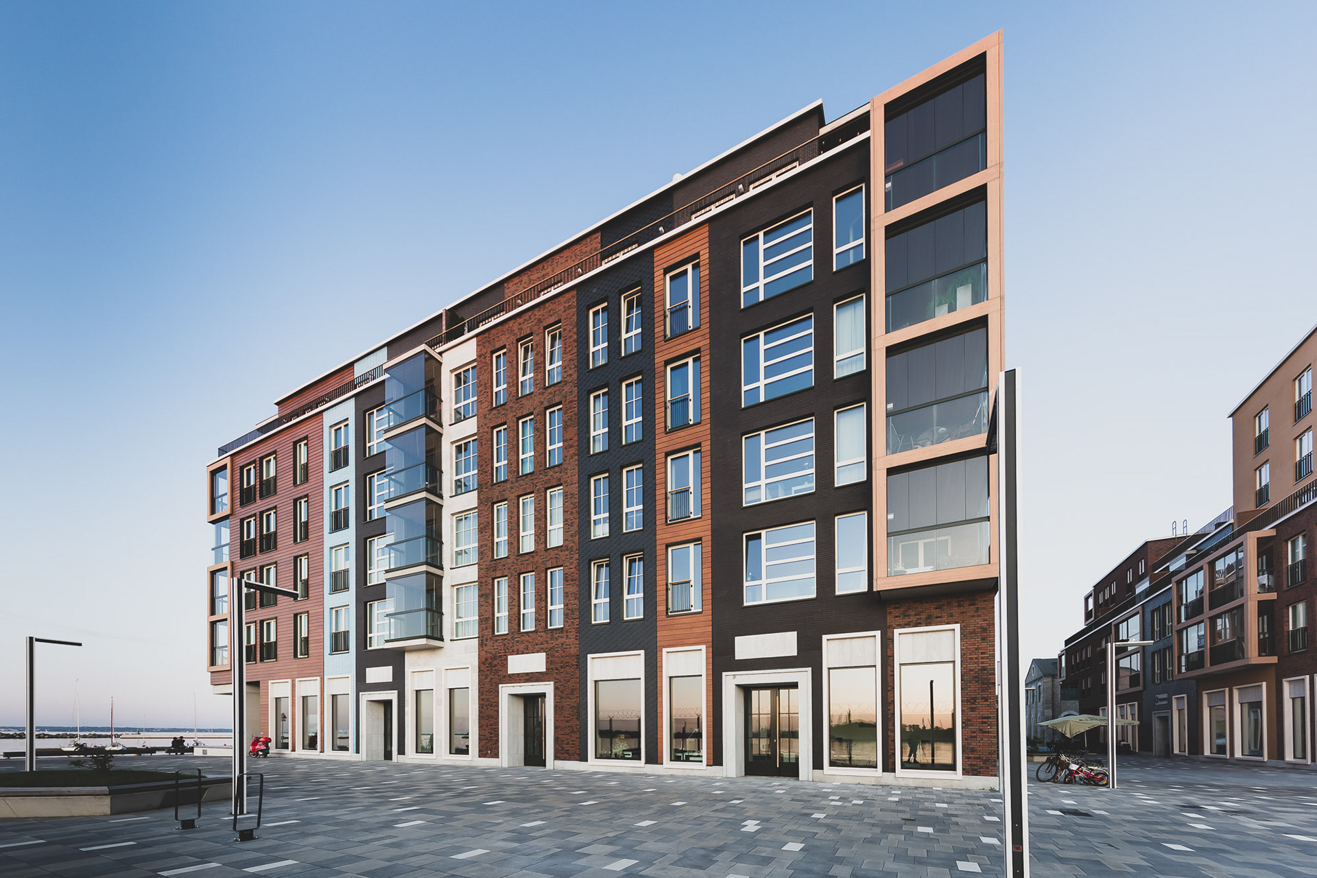 Arhitektuurifotograaf - Elvo Jakobson Arhitektuurifotode pildistamine, noblessneri sadamalinnak,