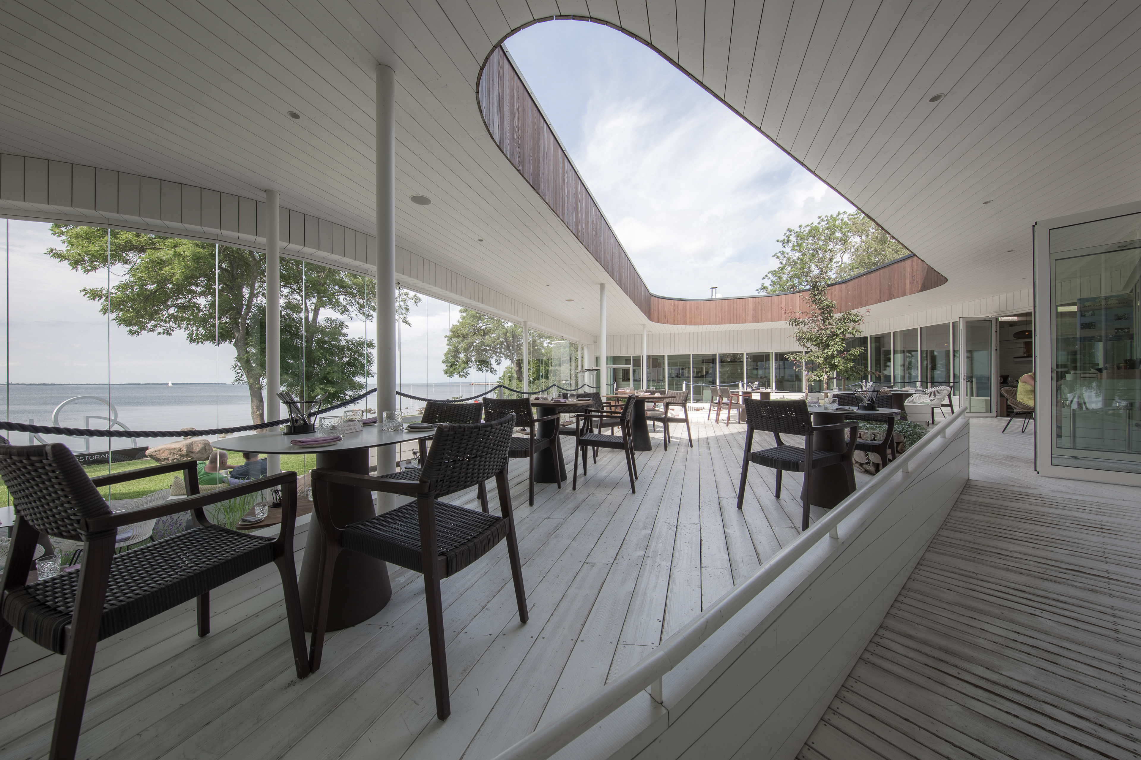 RESTORAN NOA - INTERJÖÖRIFOTO