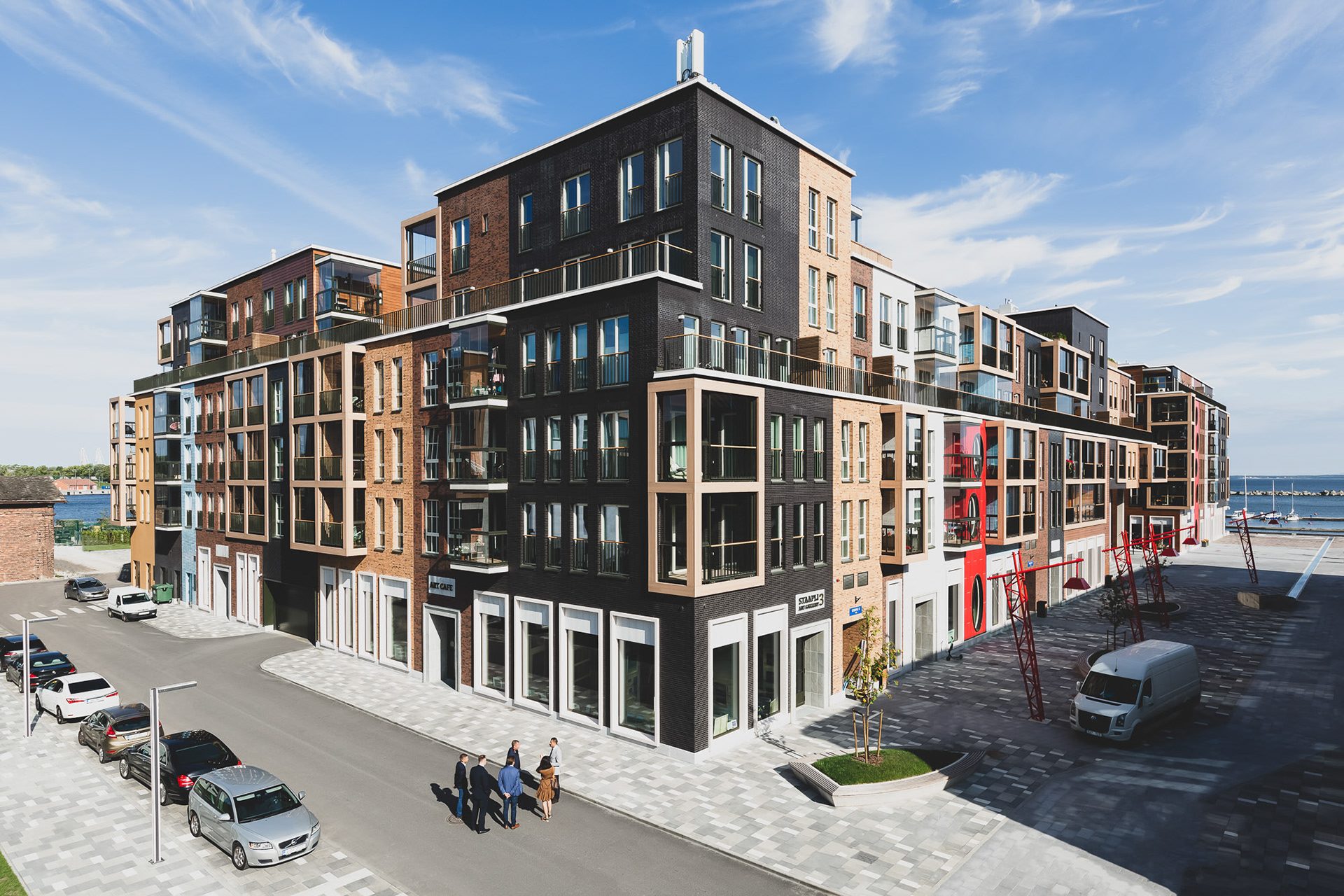 Arhitektuurifotograaf - Elvo Jakobson Arhitektuurifotode pildistamine, noblessneri sadamalinnak,