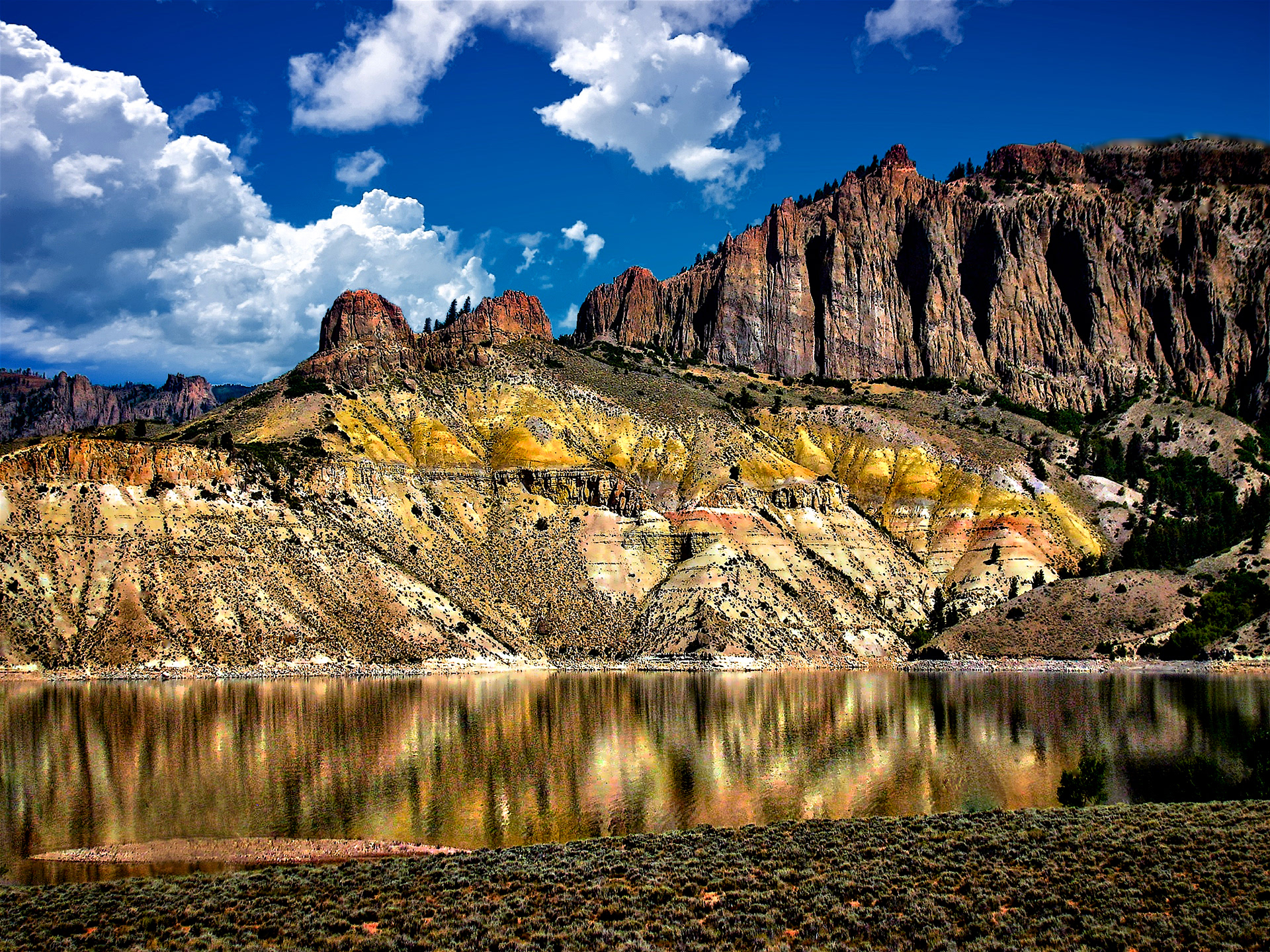WS0909_2520AE  ~  Lakeside Cliffs