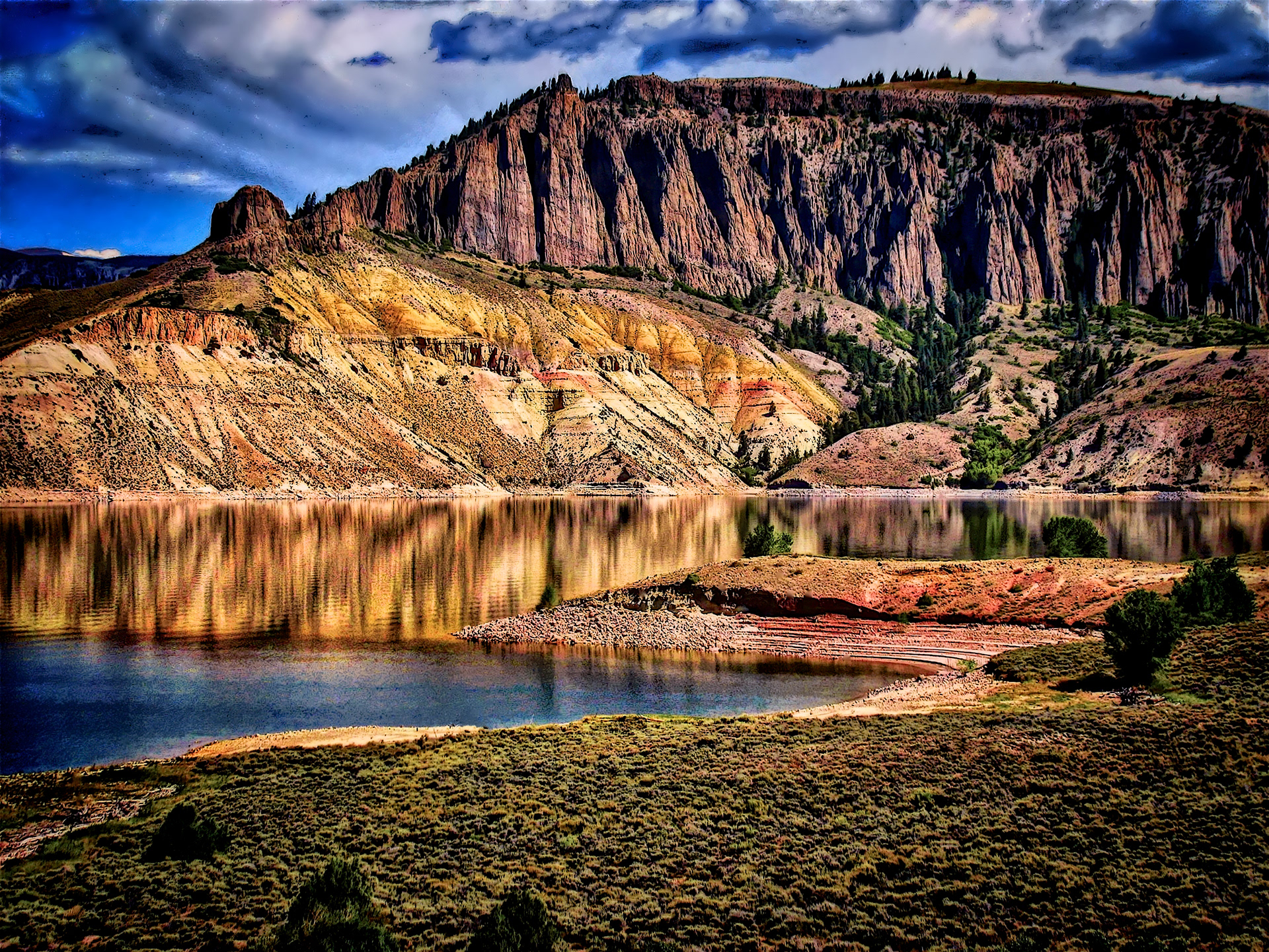 WS0909_2525AG  ~  Reflected Cliffs