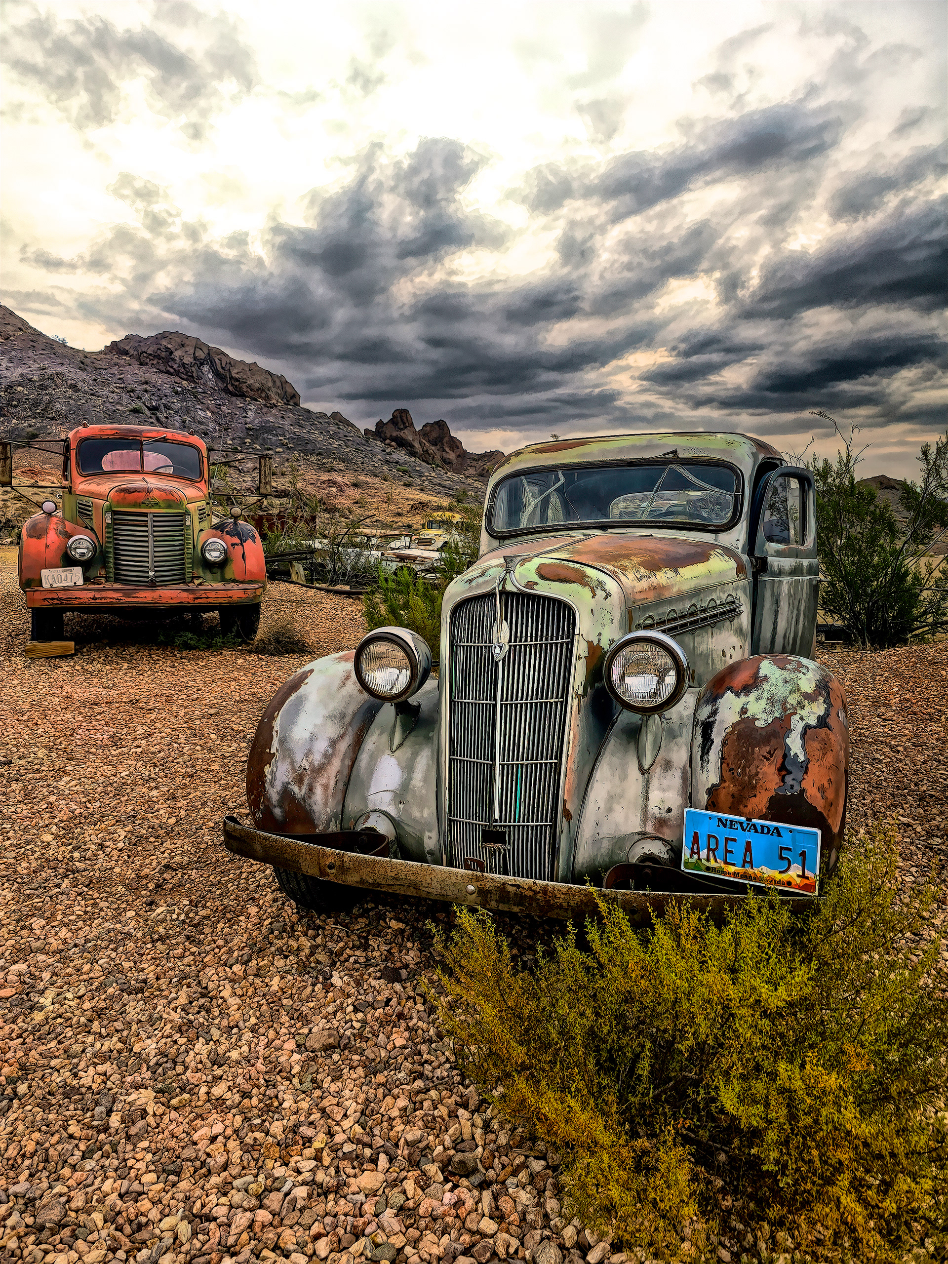 VS2407_1131AL  ~  Left Behind