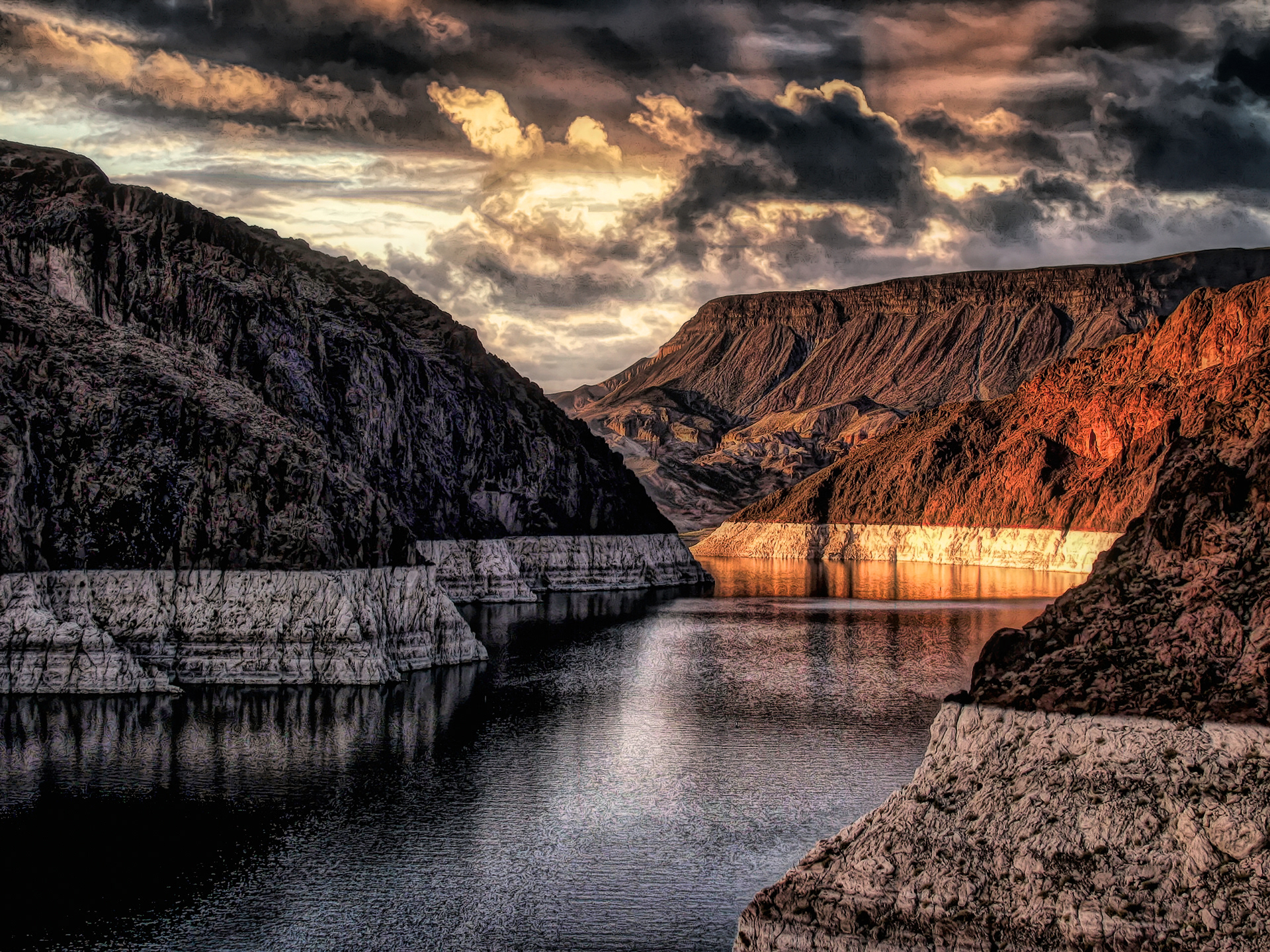 WS0905_0014AM  ~  Stormy Weather