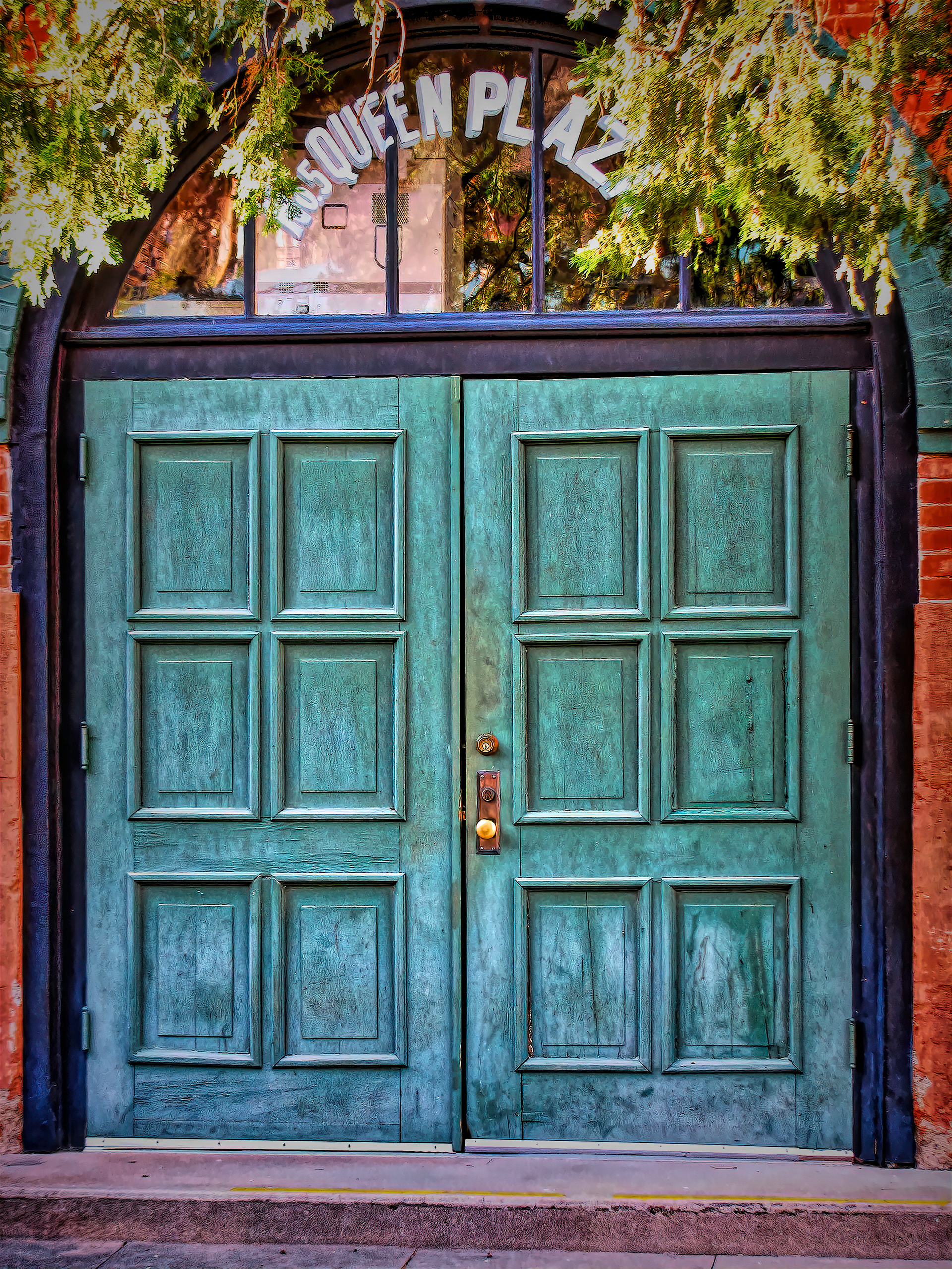 ST1104_5000AC  ~  Doorway #5