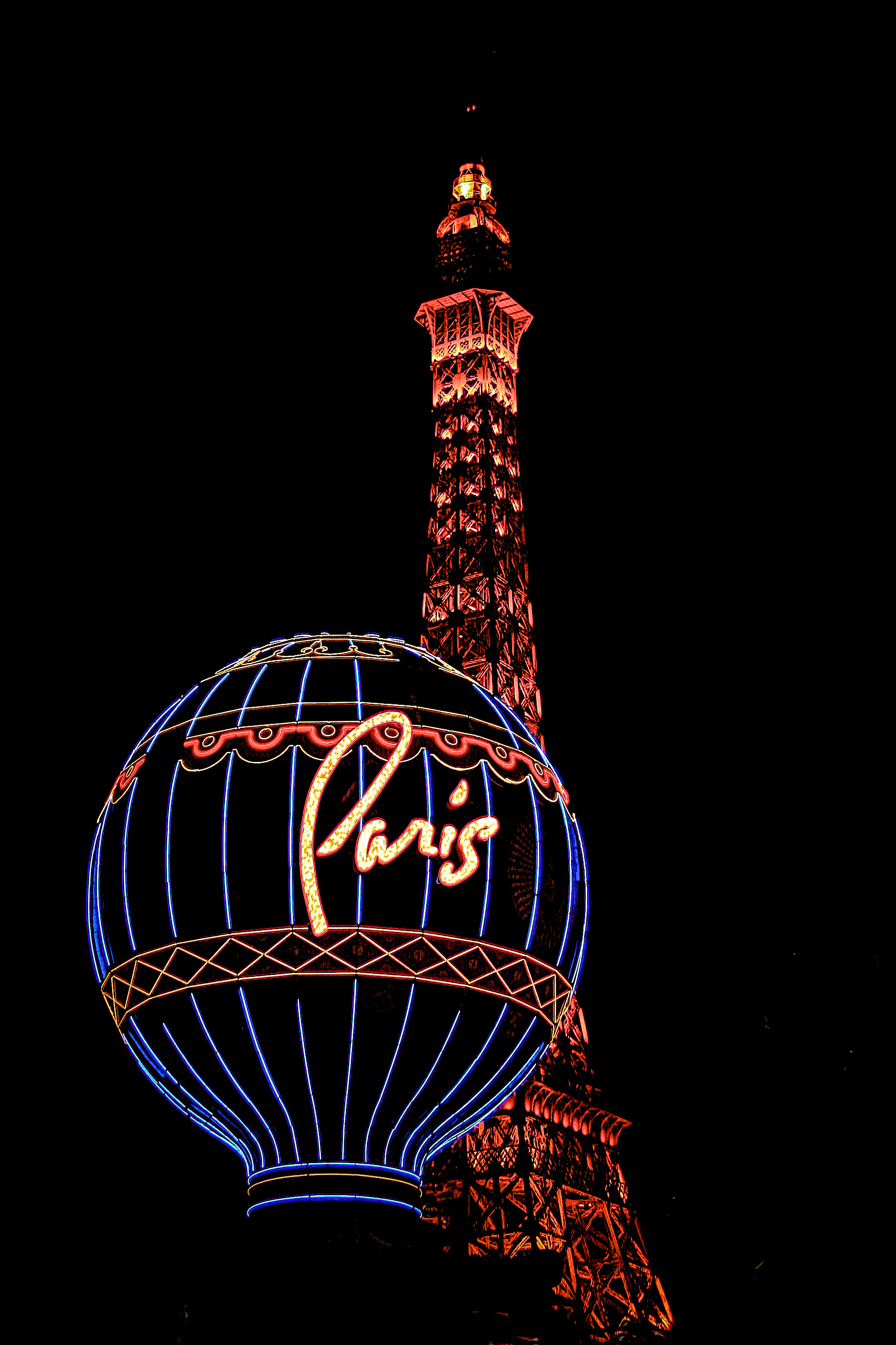 SG1311_4241AB  ~  Paris By Night