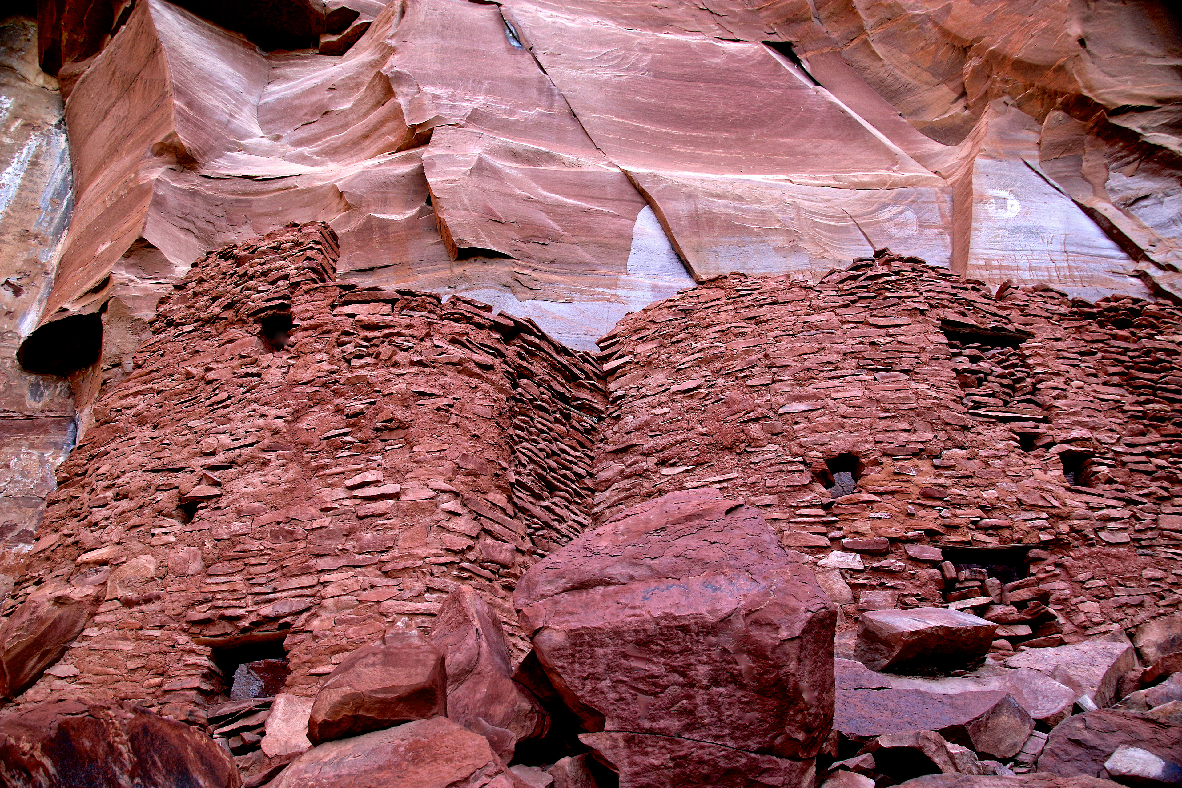 NC1709_5661AB ~ Red Rock Hide Away