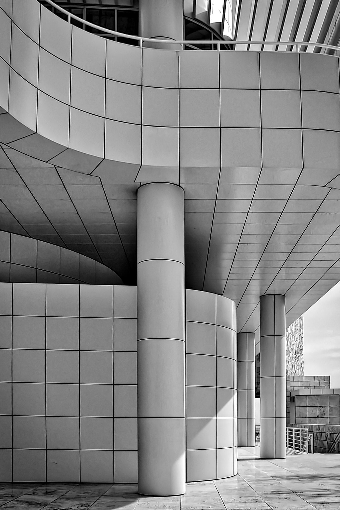 ST0403_3375BB  ~  Gleaming Geometry