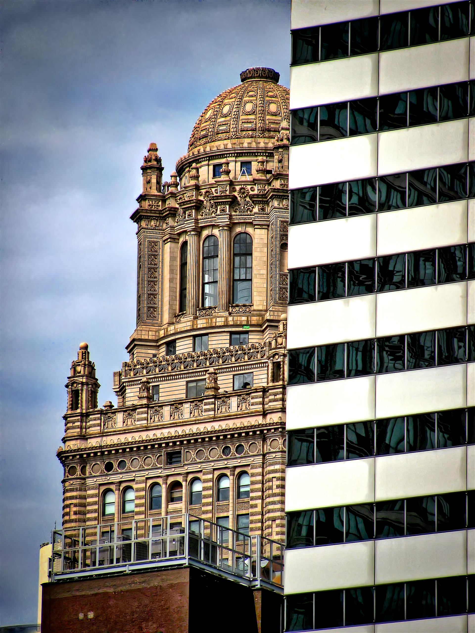 ST1203_6409AB  ~  Juxtaposition