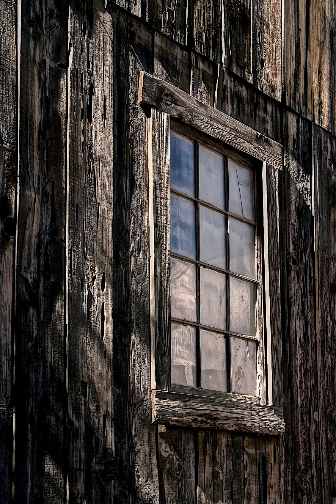 ST0711_0066AD  ~  Rustic Window