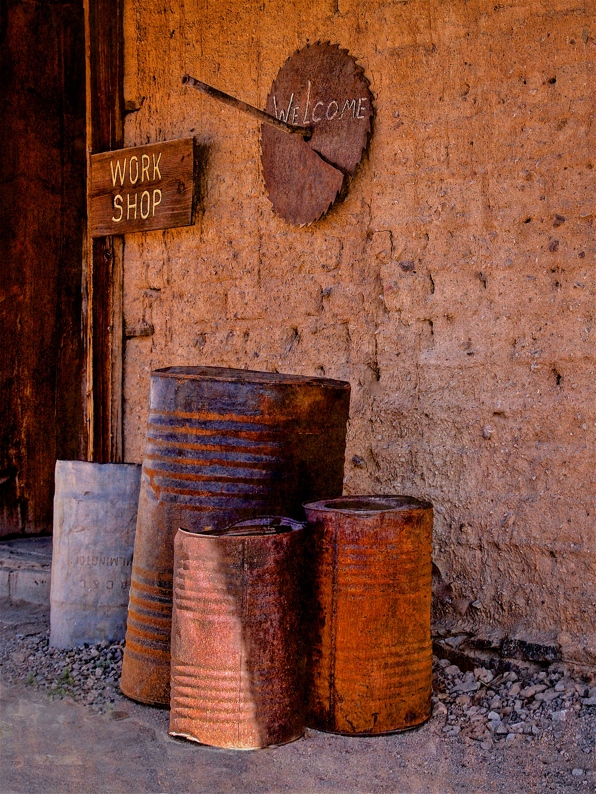 OB2002_1150AF  ~  The Work Shop