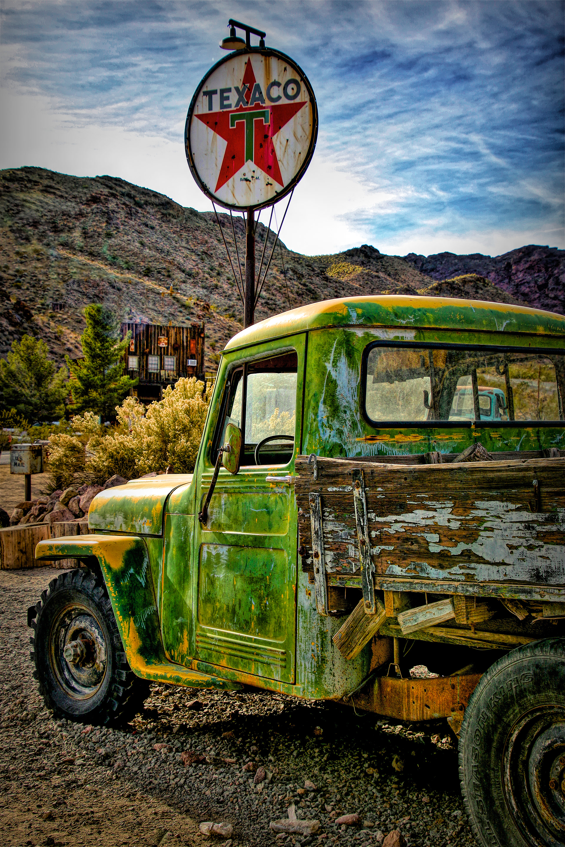 VS1711_6526AD  ~  Fill 'r Up