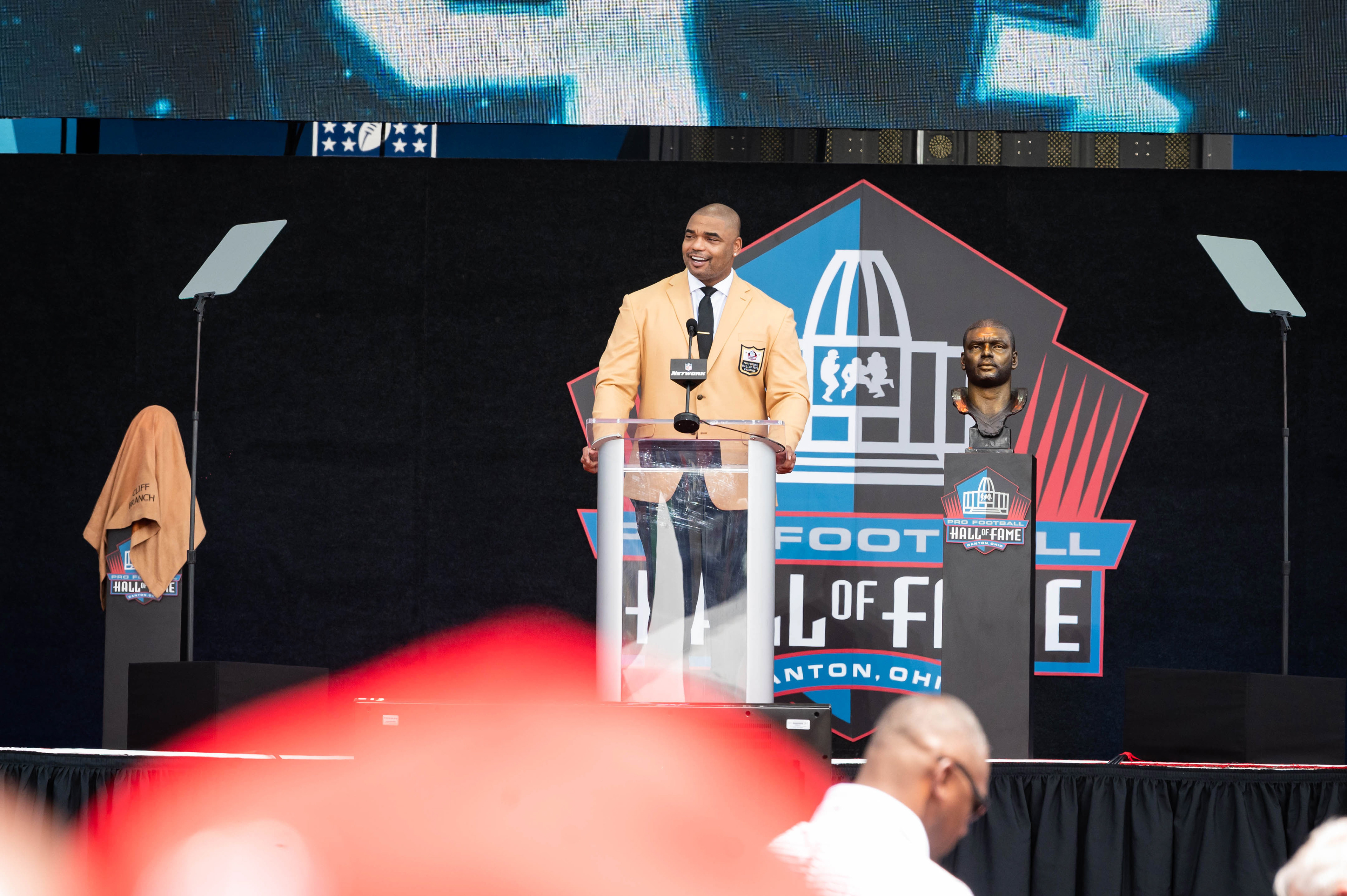 Richard Seymour giving his acceptance speech
