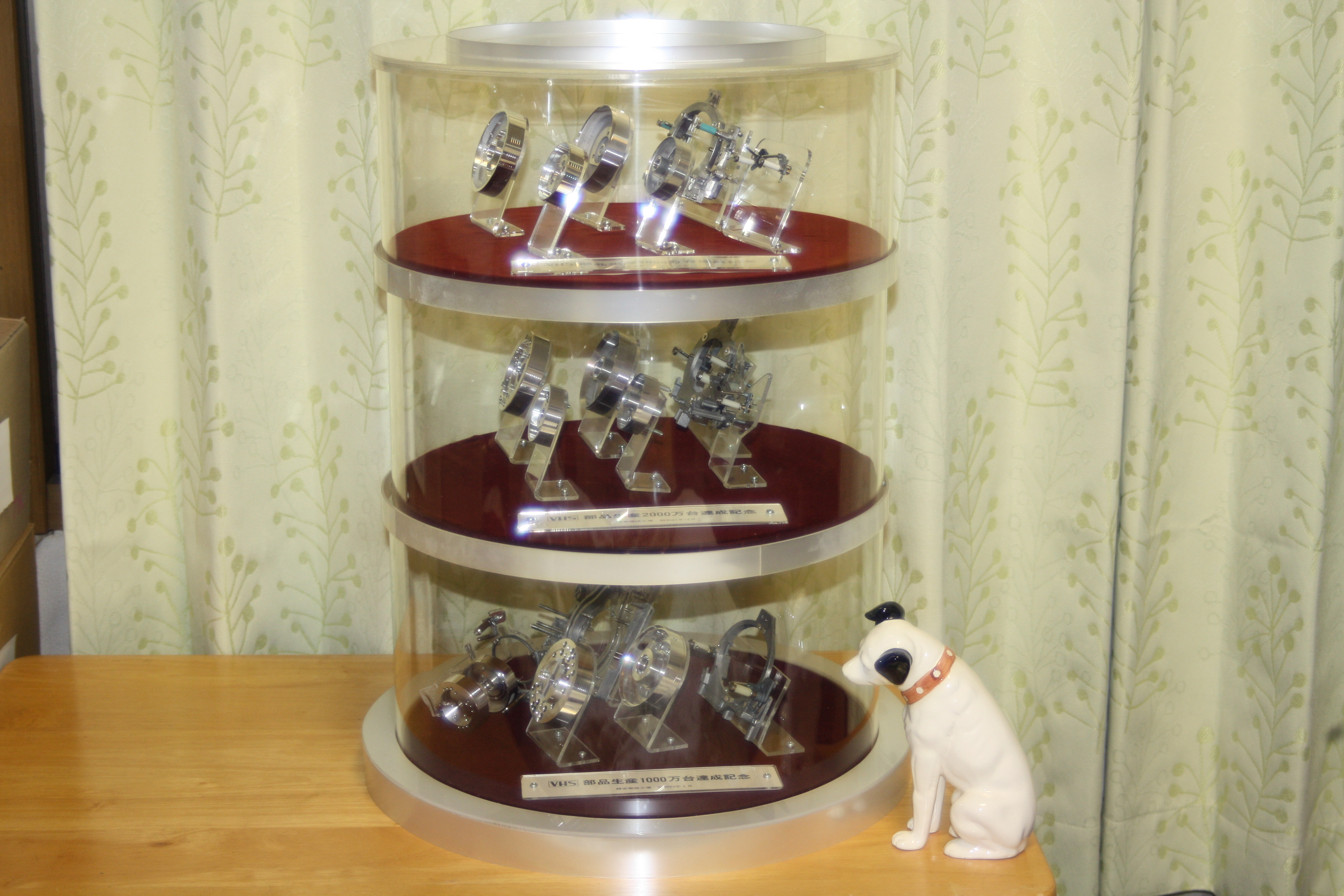 SH05 Drum 1000～5000万台達成記念品