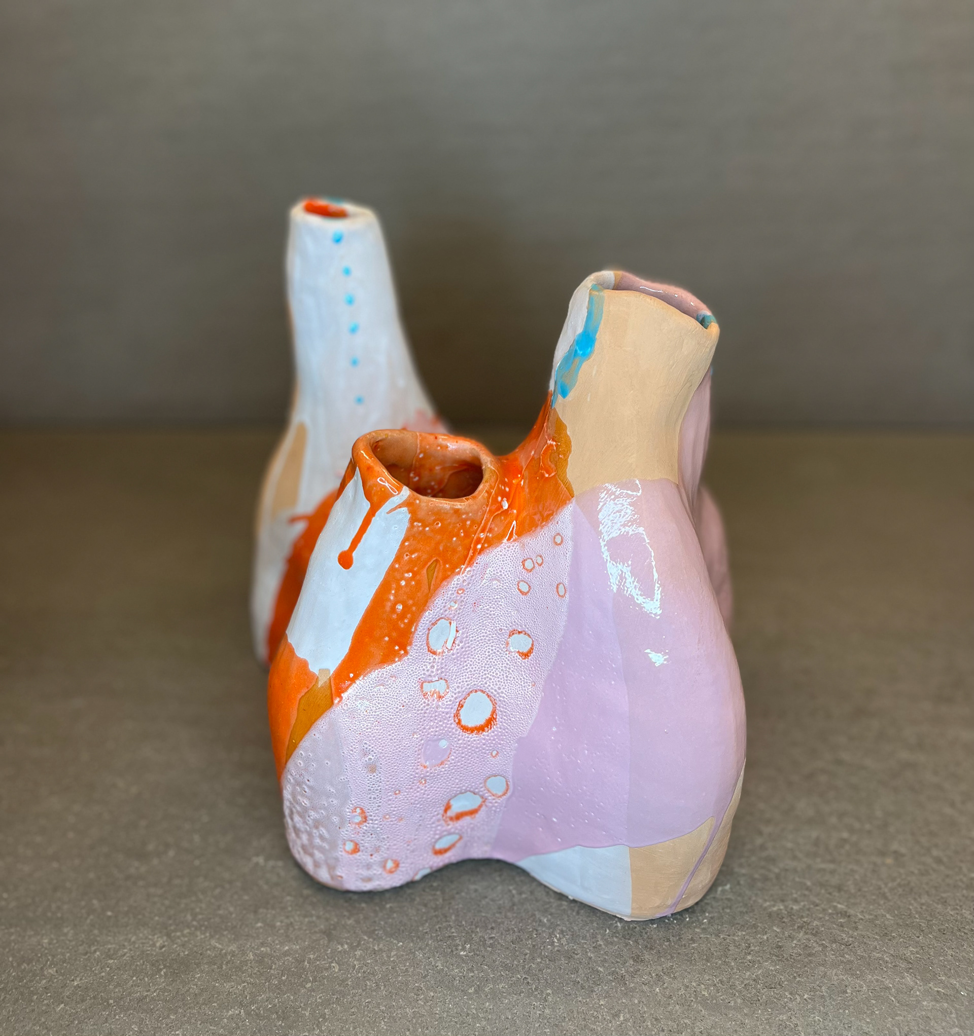 Viaggio dentro e fuori l'energia. CERAMICA #4. Ceramica e smalti. 2023