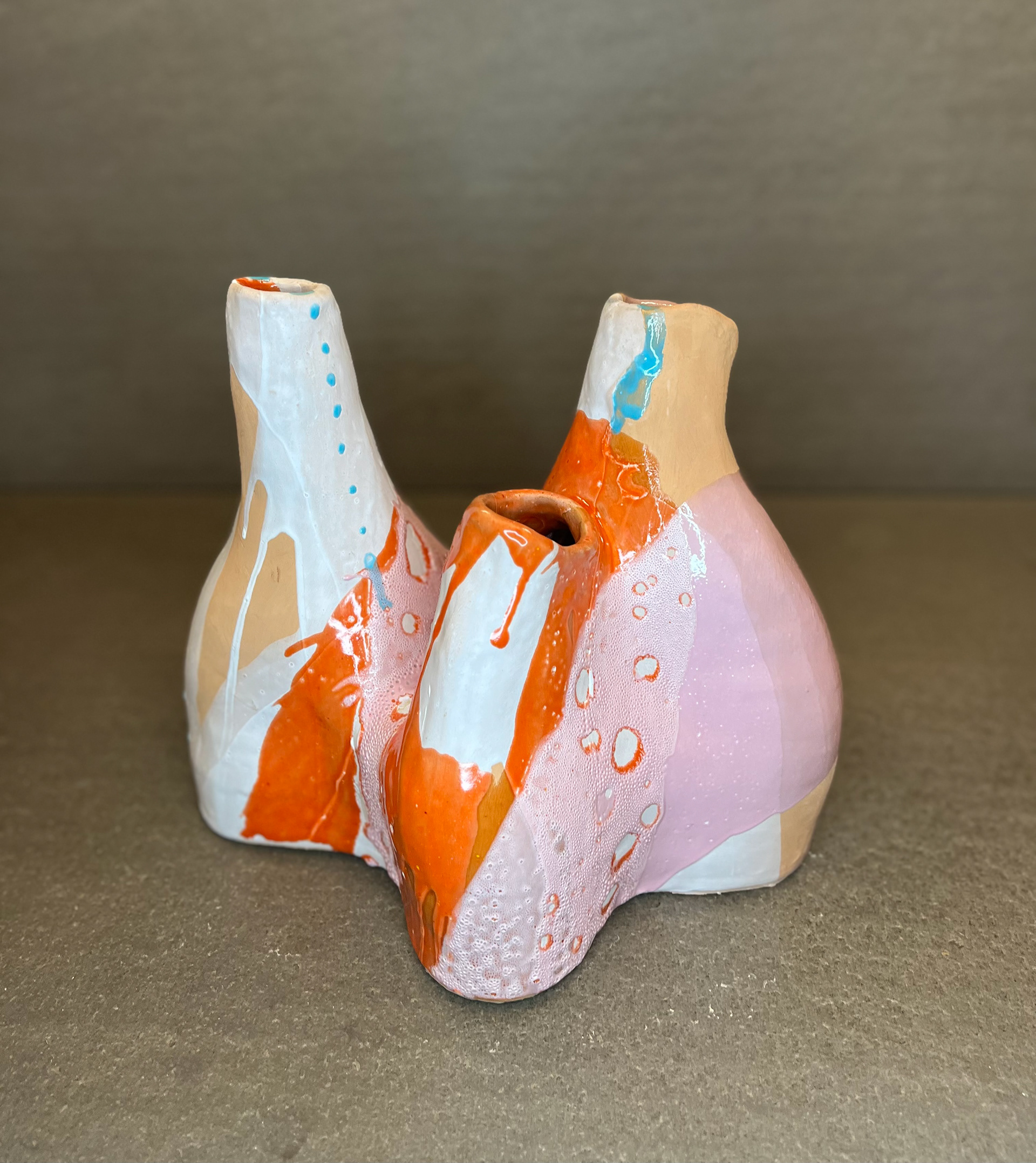 Viaggio dentro e fuori l'energia. CERAMICA #4. Ceramica e smalti. 2023