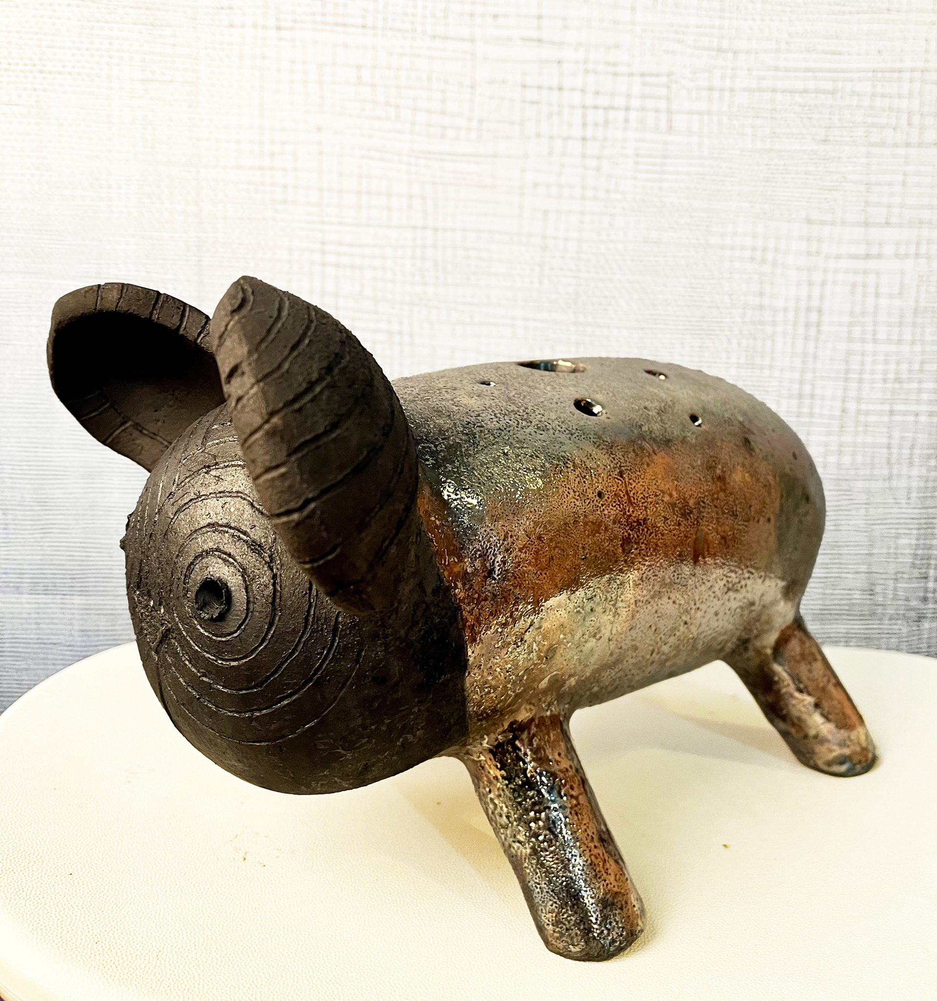 Stefano Cerioli. IDOL 5. Ceramica RAKU e smalti. 2025