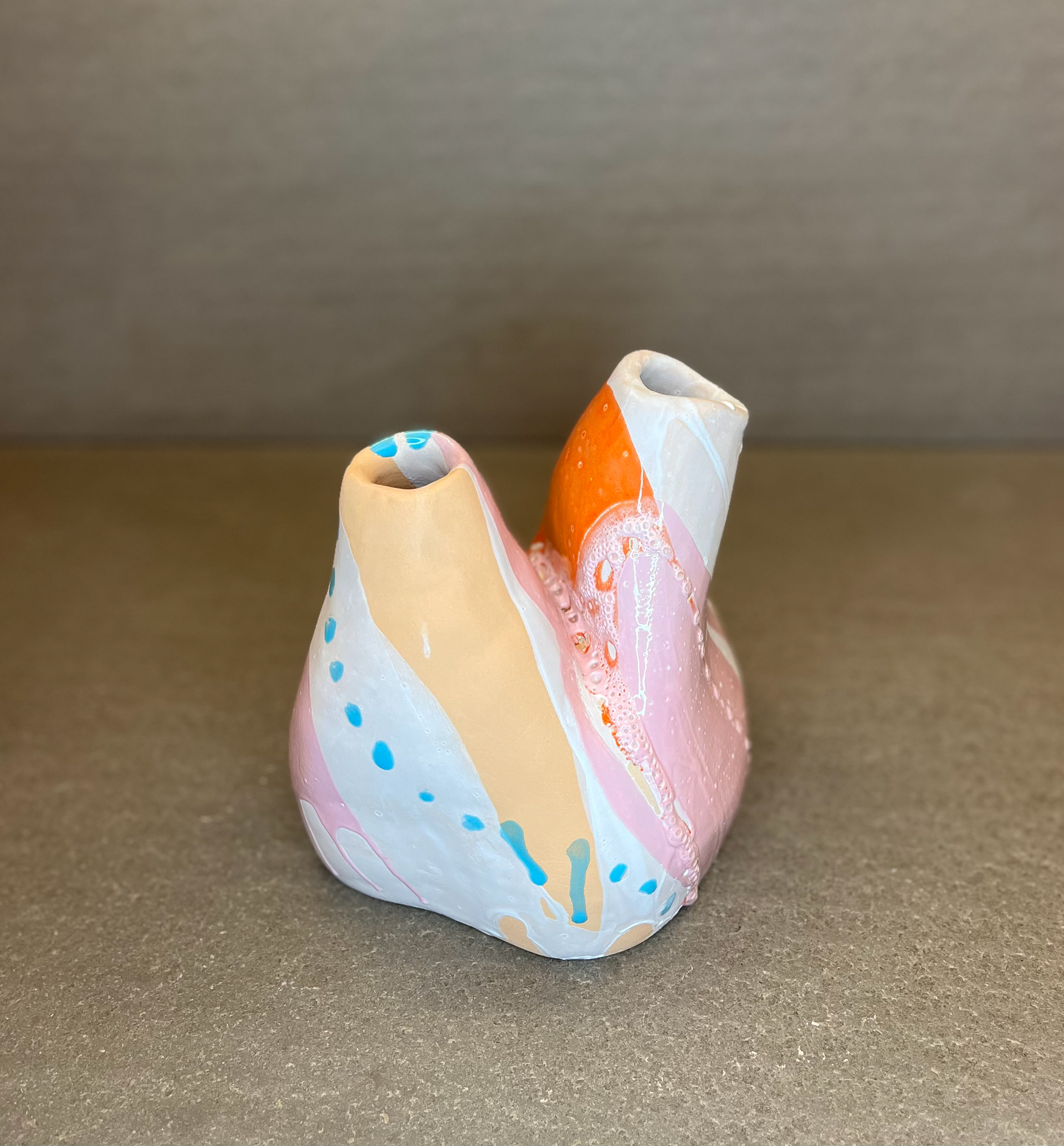 Viaggio dentro e fuori l'energia. CERAMICA #3. Ceramica e smalti. 2023