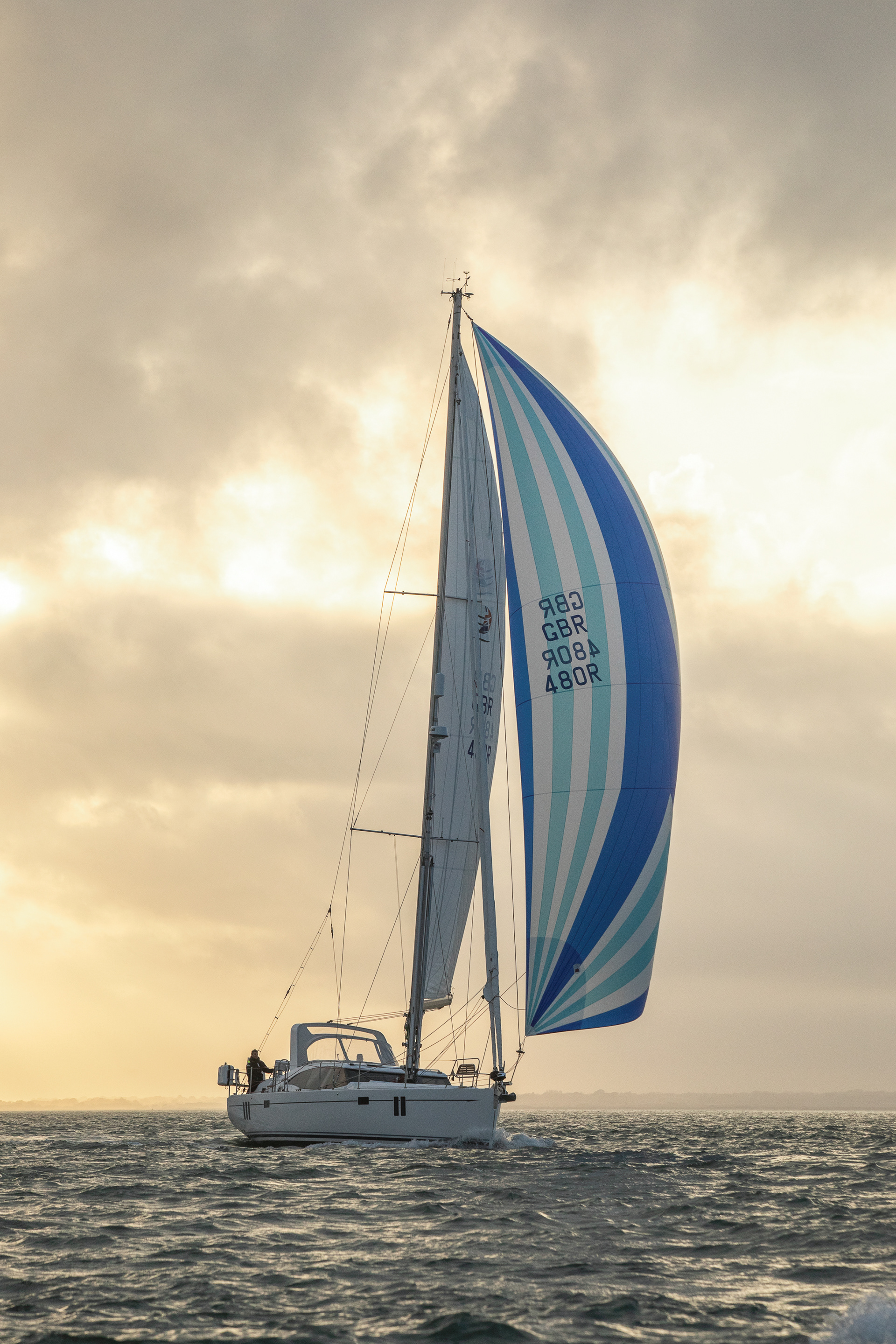 R480 Test Sail - Discovery Shipyard