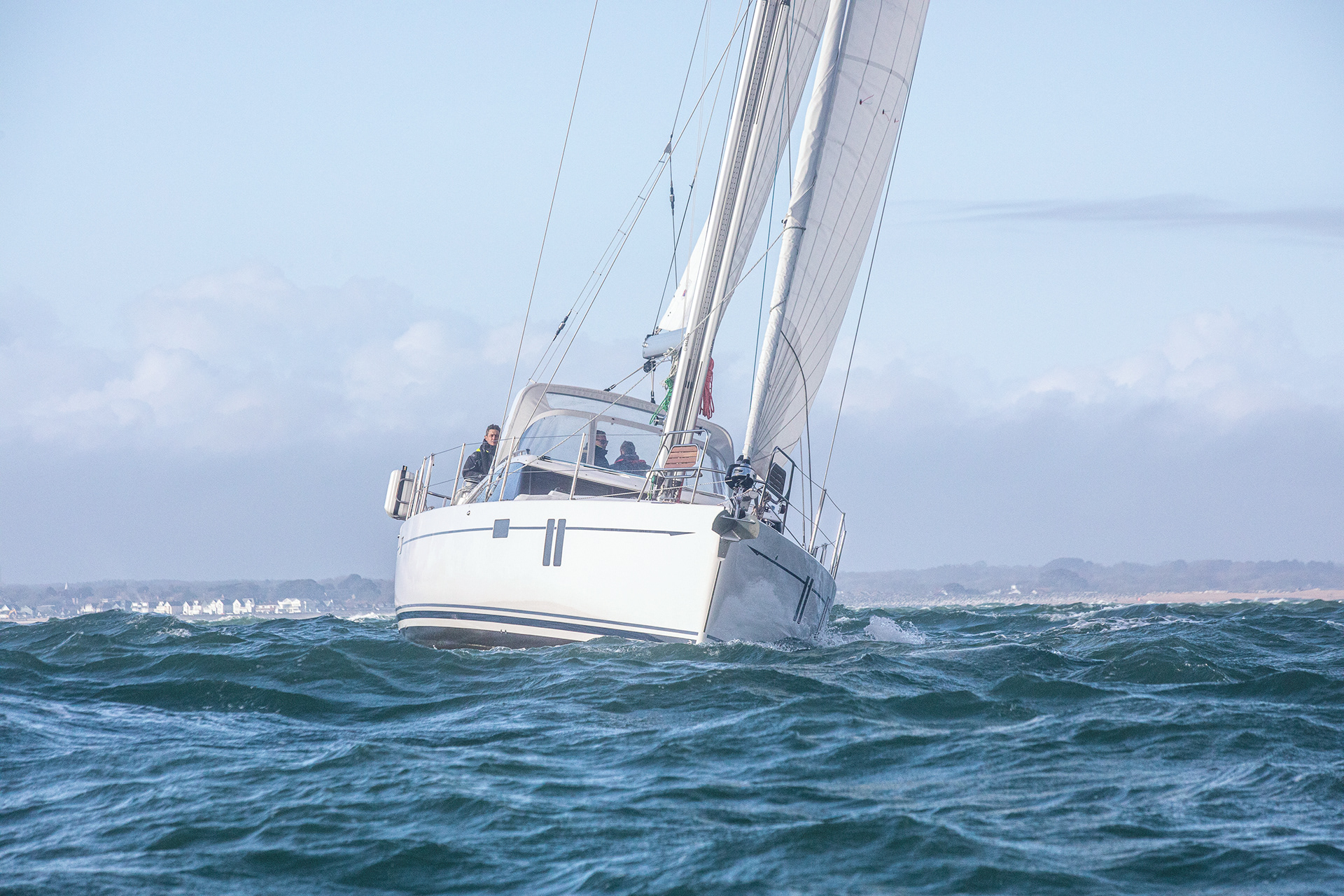 R480 Test Sail - Discovery Shipyard