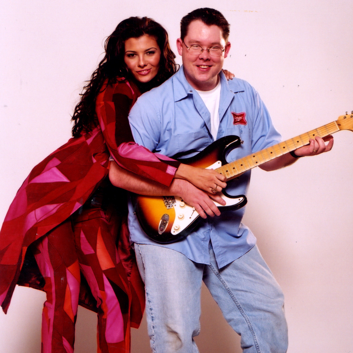 Just playign around with Ali Landry, teaching me how to look cool not playing a guitar. One of my guitly pleasure moments of my career.