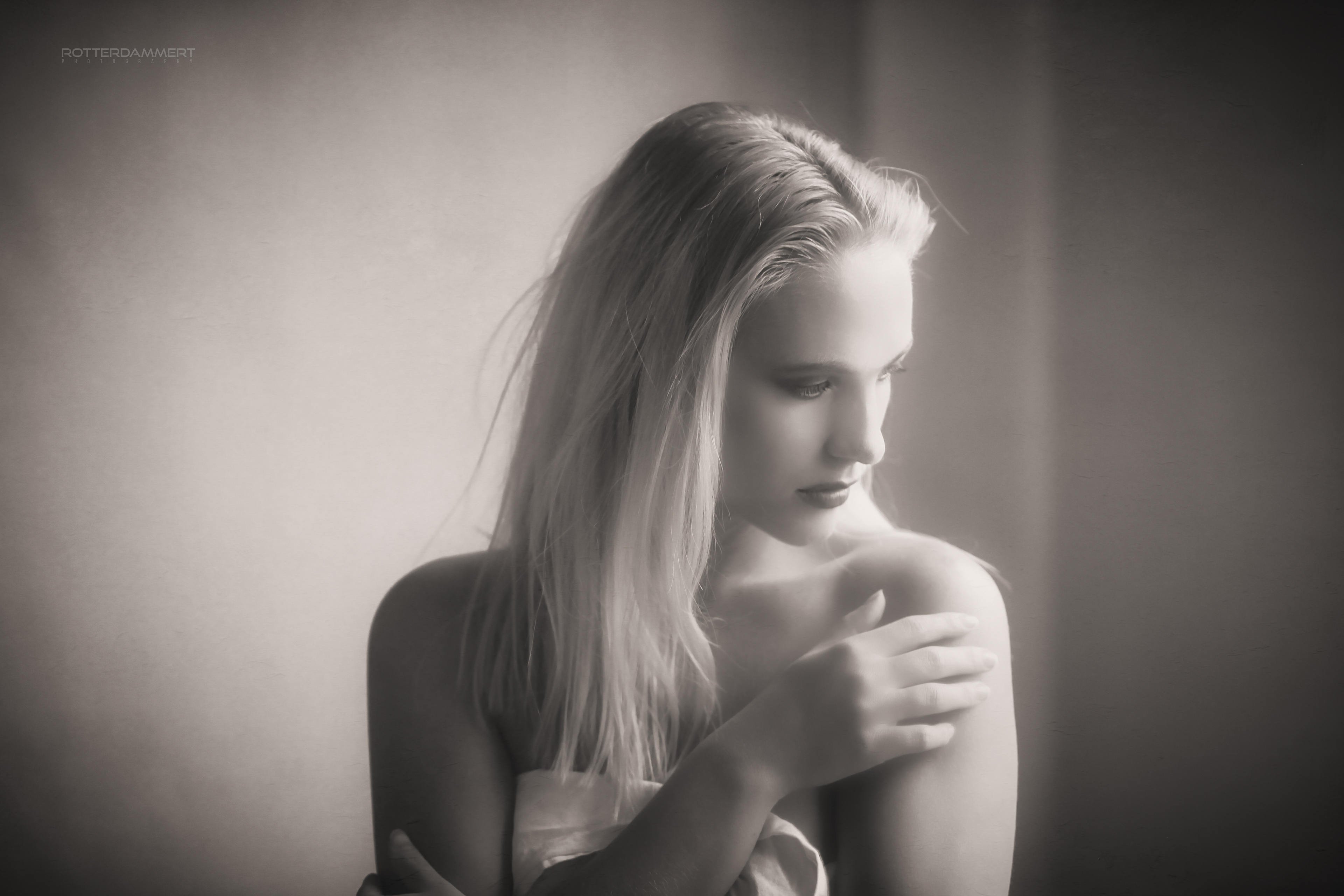 Model Sheena AW