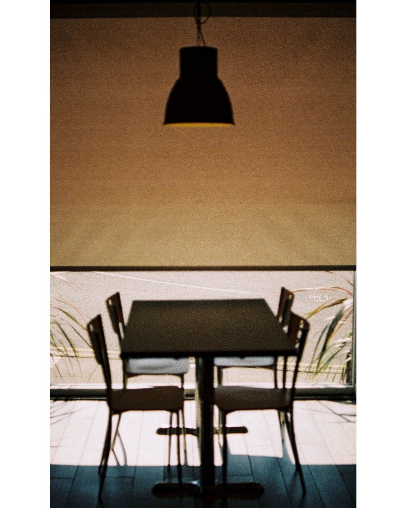 Blurred Cafe.