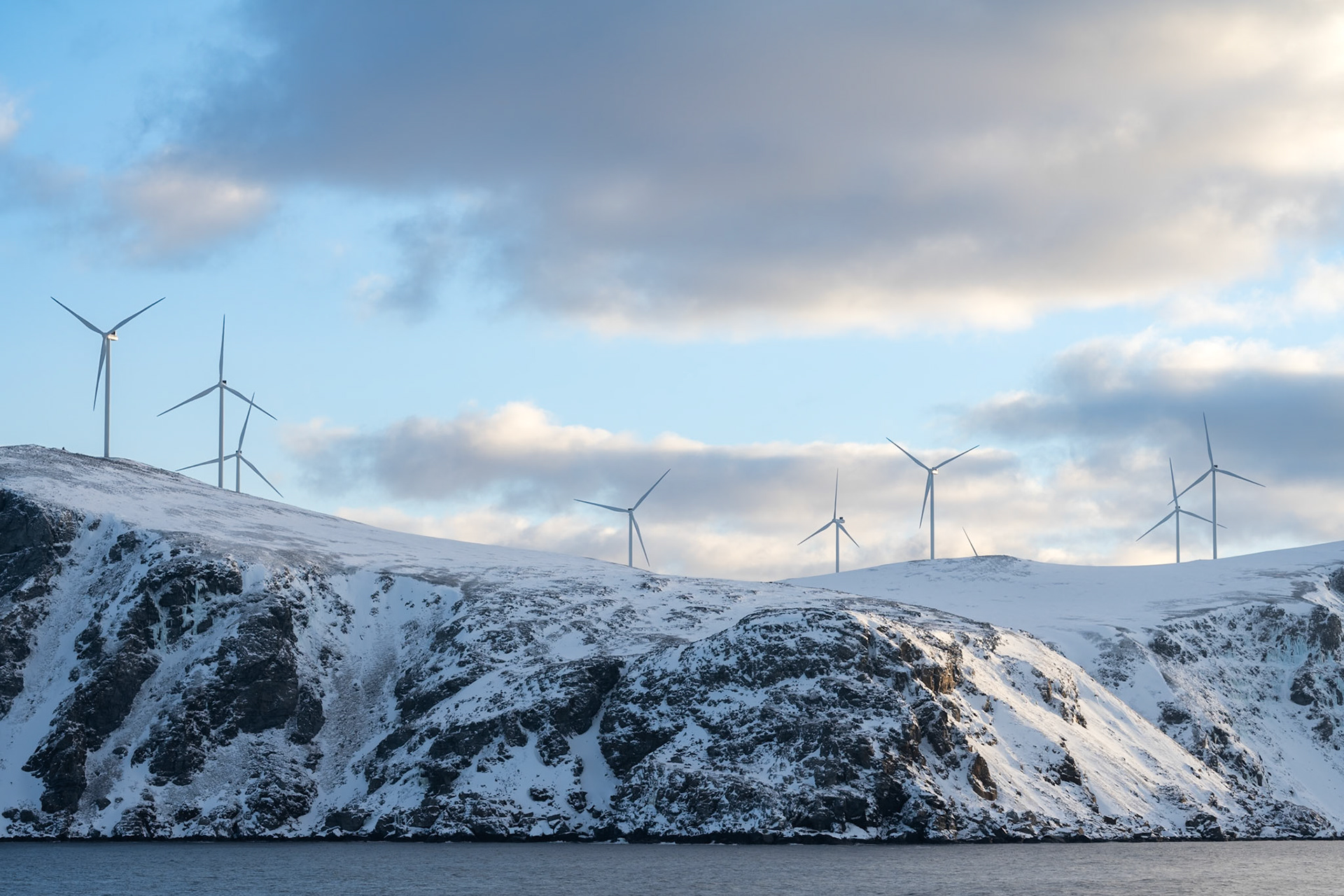 Wind farm on route from Havøysund