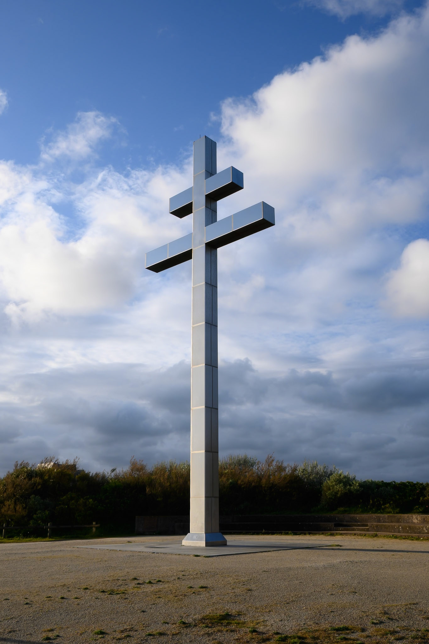 Croix de Lorraine, Courseulles-sur-Mer